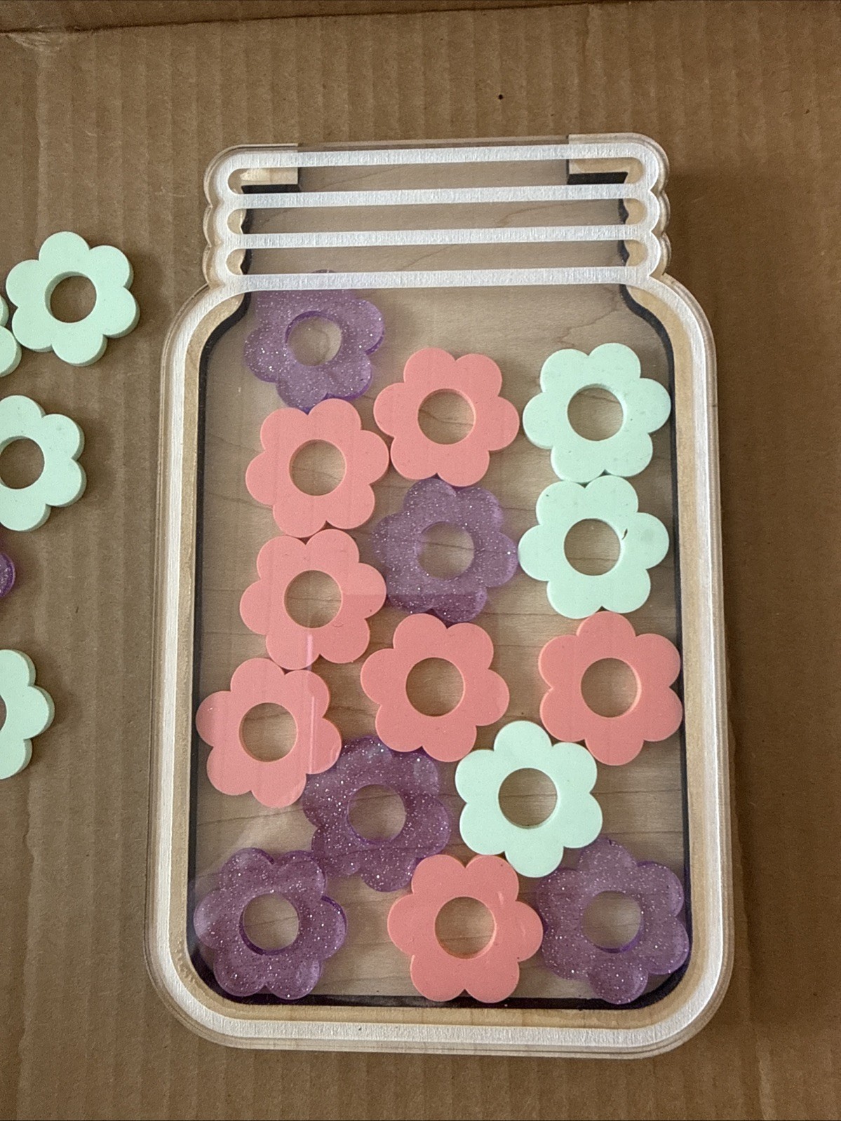 Magnetic Classroom Reward Jar With Flower Tokens 24 Pieces