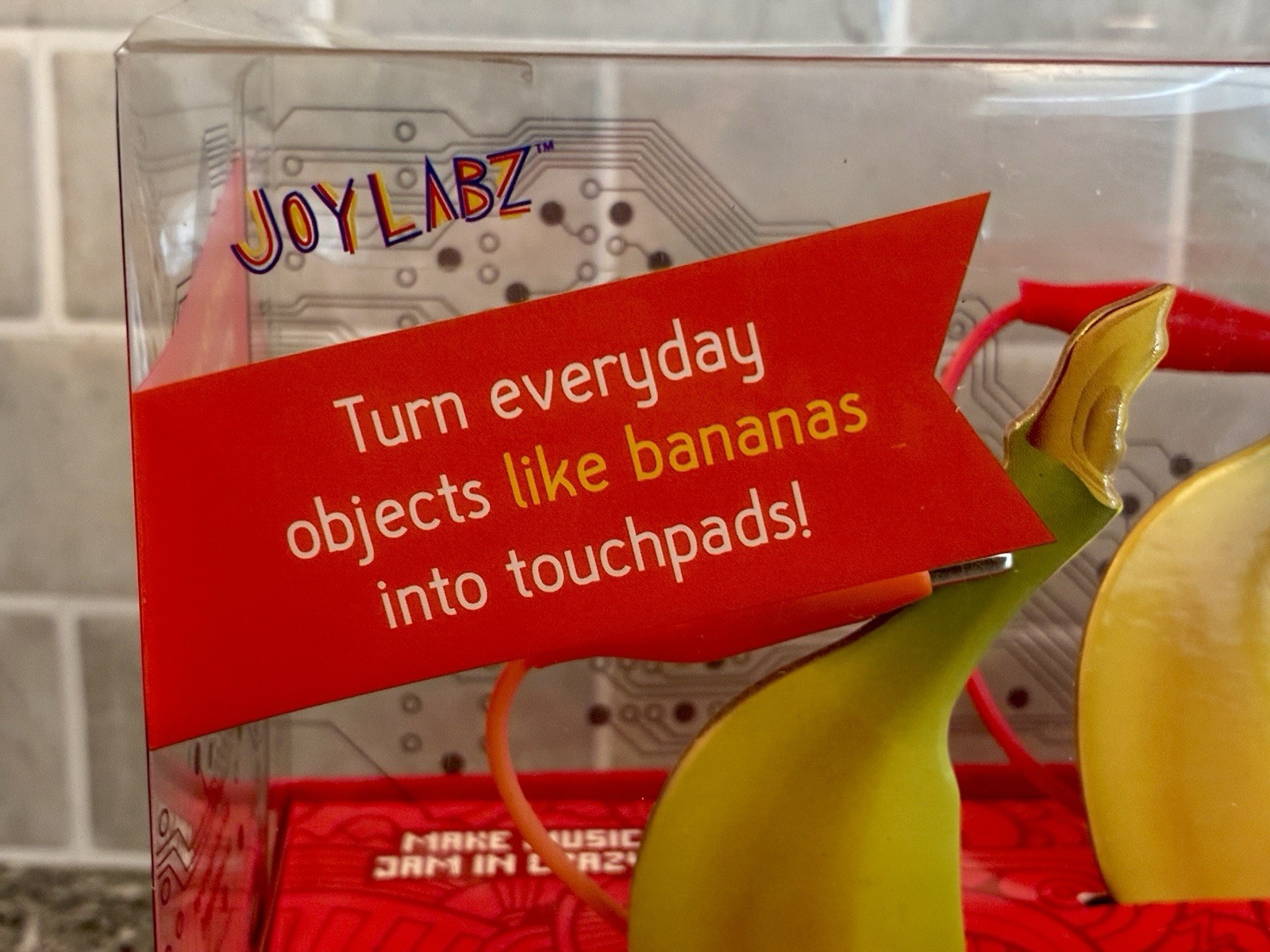 NEW 2016 JOYLABZ Makey Makey Invention Kit For Everyone 1000s Of Possibilities