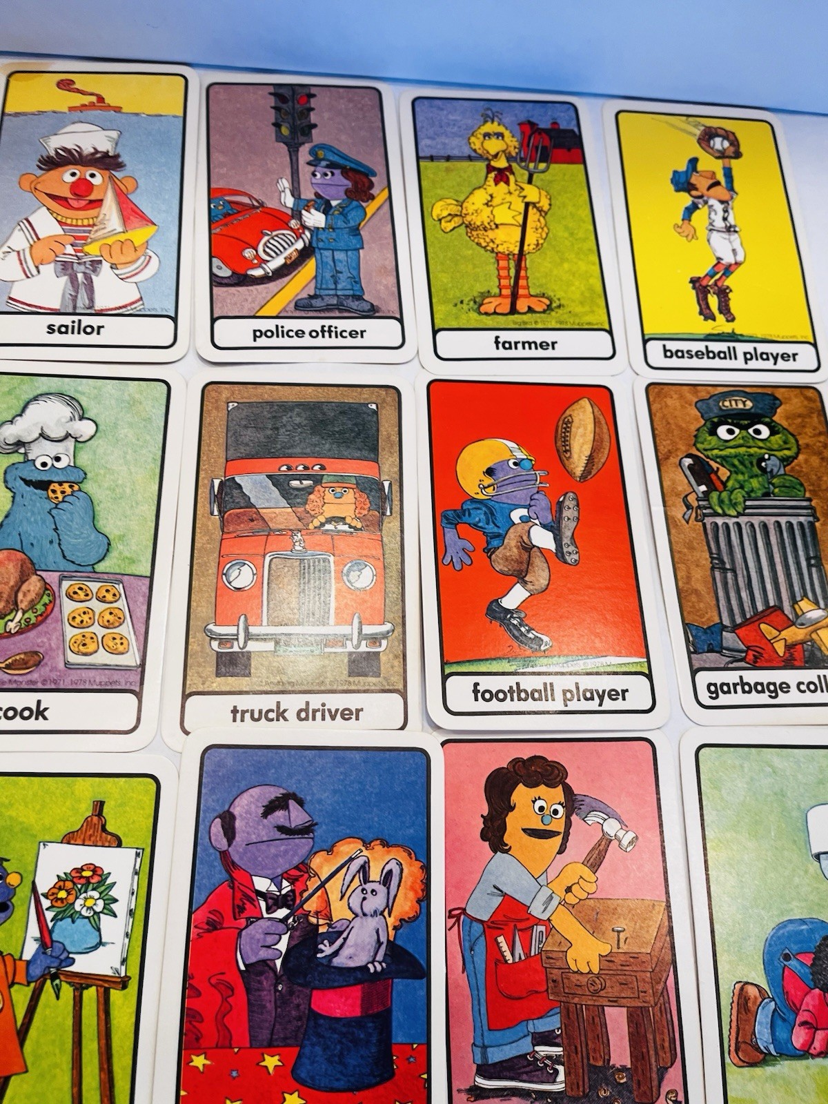 Vintage Sesame Street Guess Who Cards Preschool Learning *MISSING 1 CARD* BIN 53