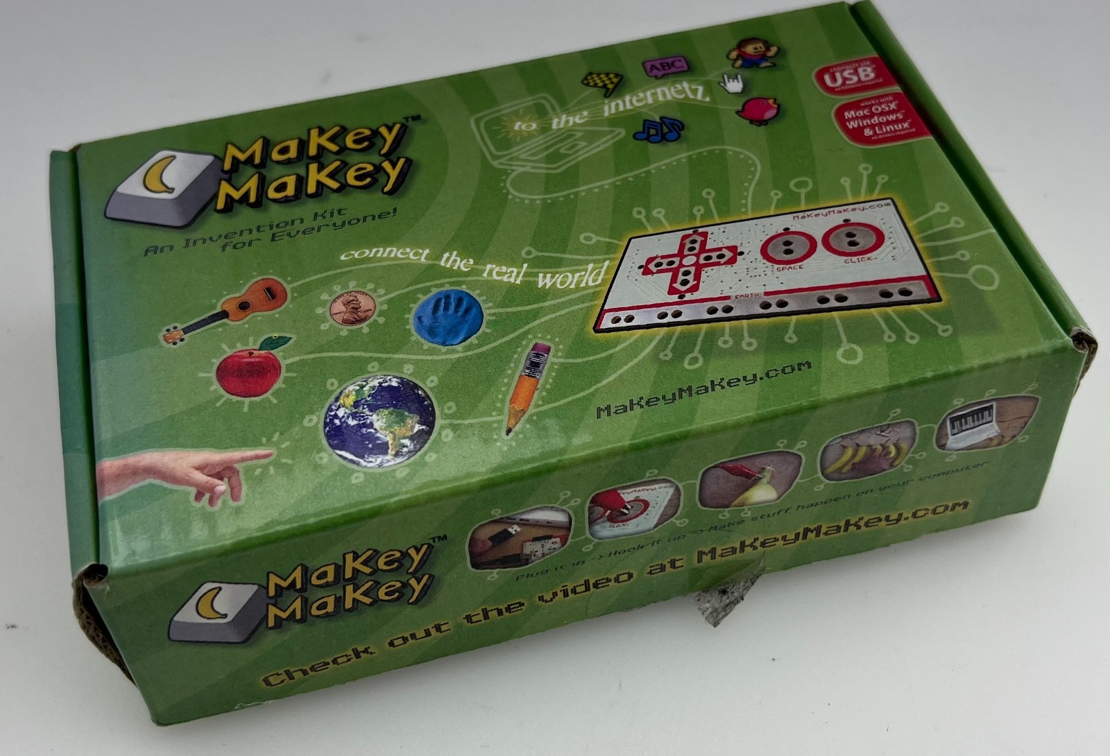 Makey Makey Invention Kit & Extra Alligator clips & Board, Fun!
