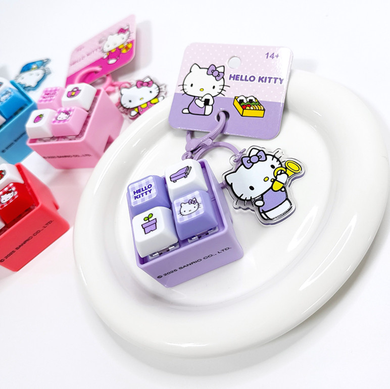 Hello Kitty (Sanrio) LED Keycap Clicker Keychain Keyring 4 Colors Full Set