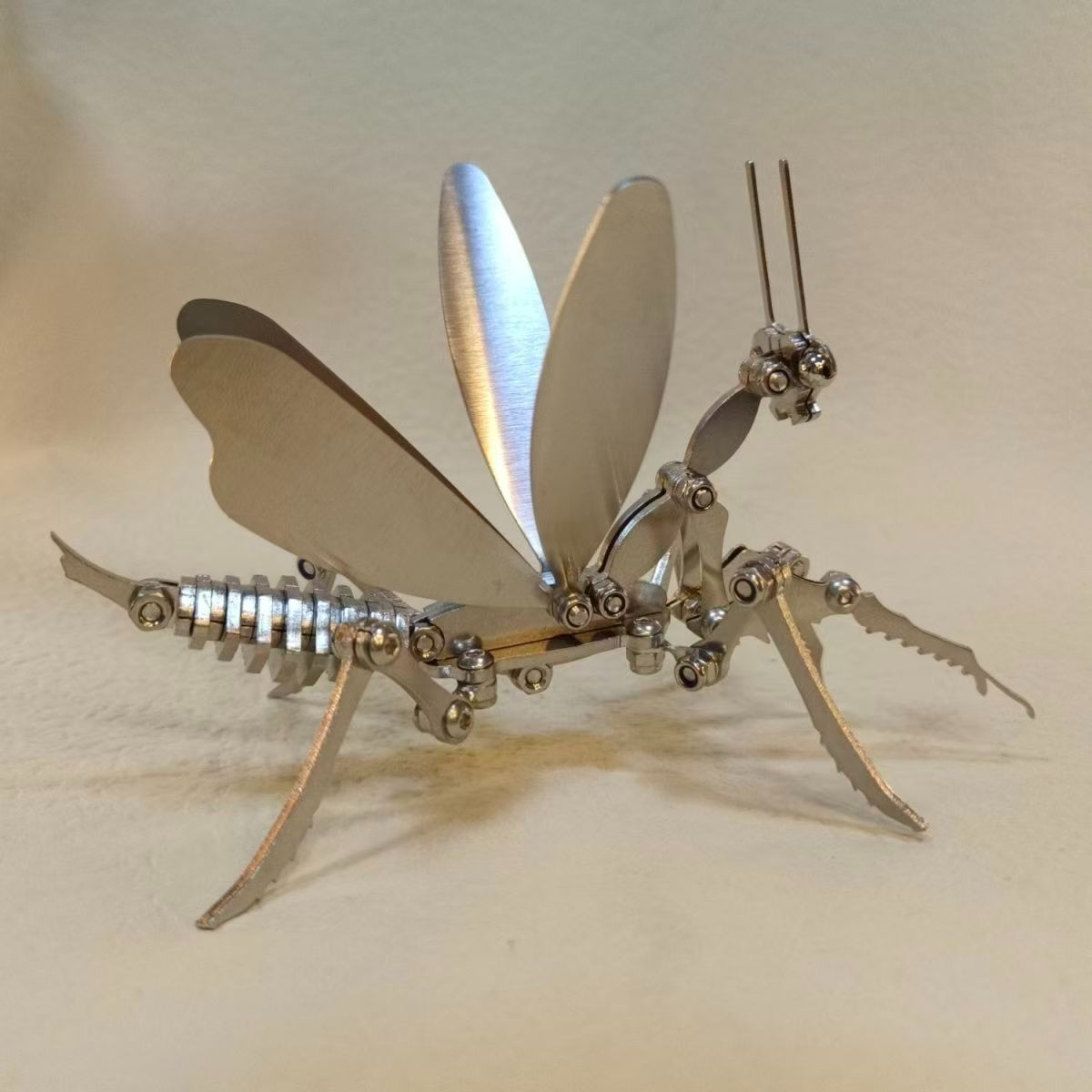 Mantis model screw puzzle 3D model stainless steel assembled finished toy