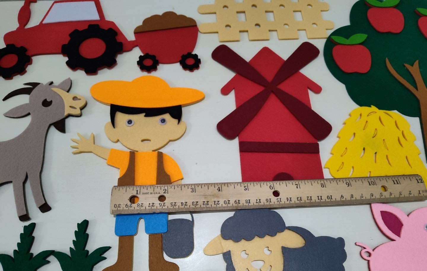 Farm Animal Felt Story Pieces Hook‑&‑Loop Backing 10 Pieces Pre-School Daycare