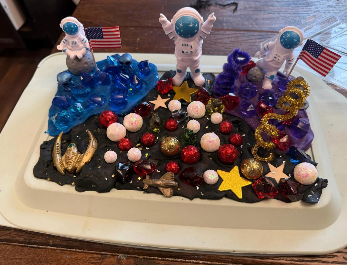 Space Sensory Kit Play Dough Box Astronaut Kids Toy Boys Birthday Gift