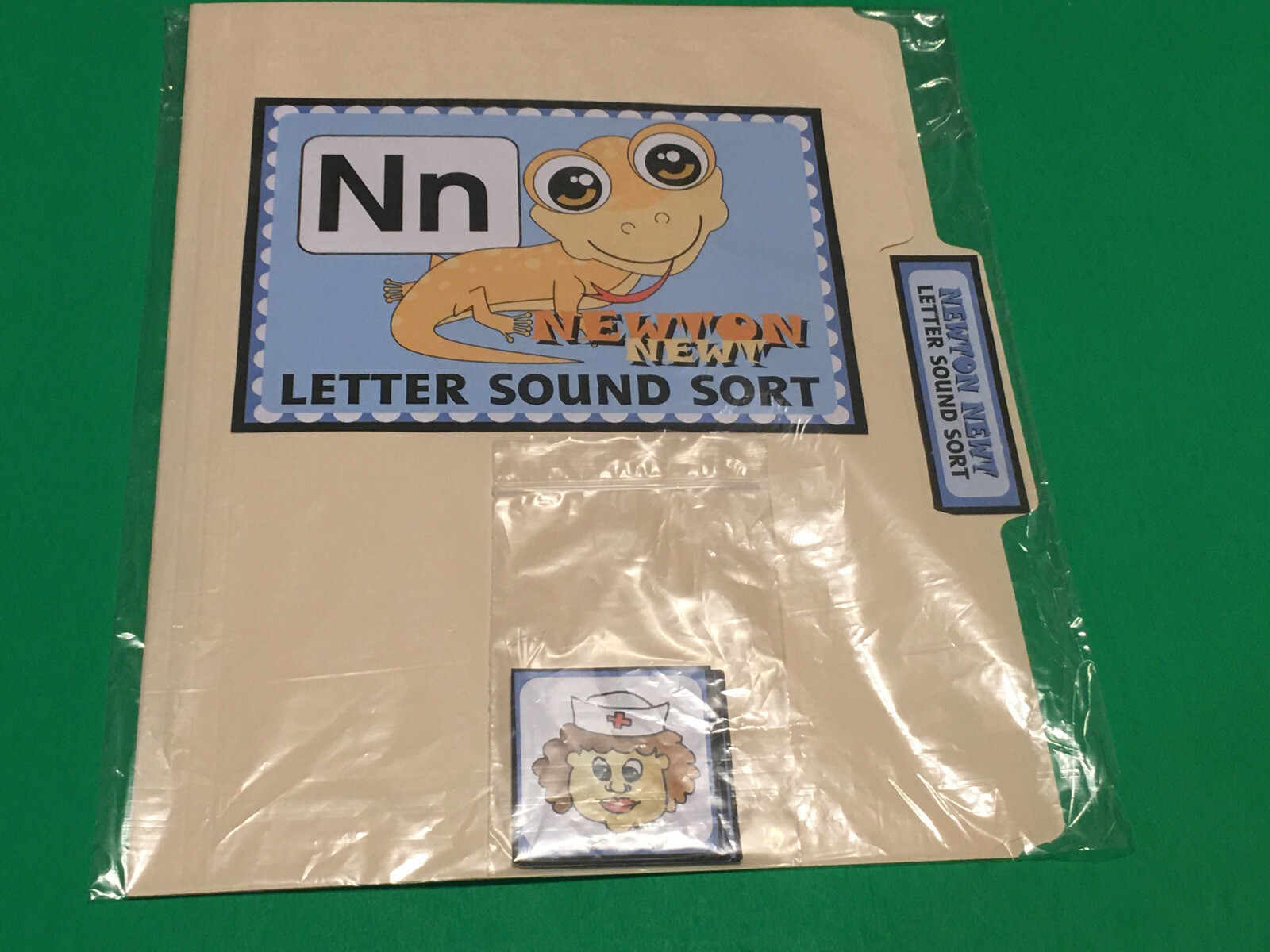 Newton Newt – Letter Nn – DIY File Folder game – Printed / Uncut