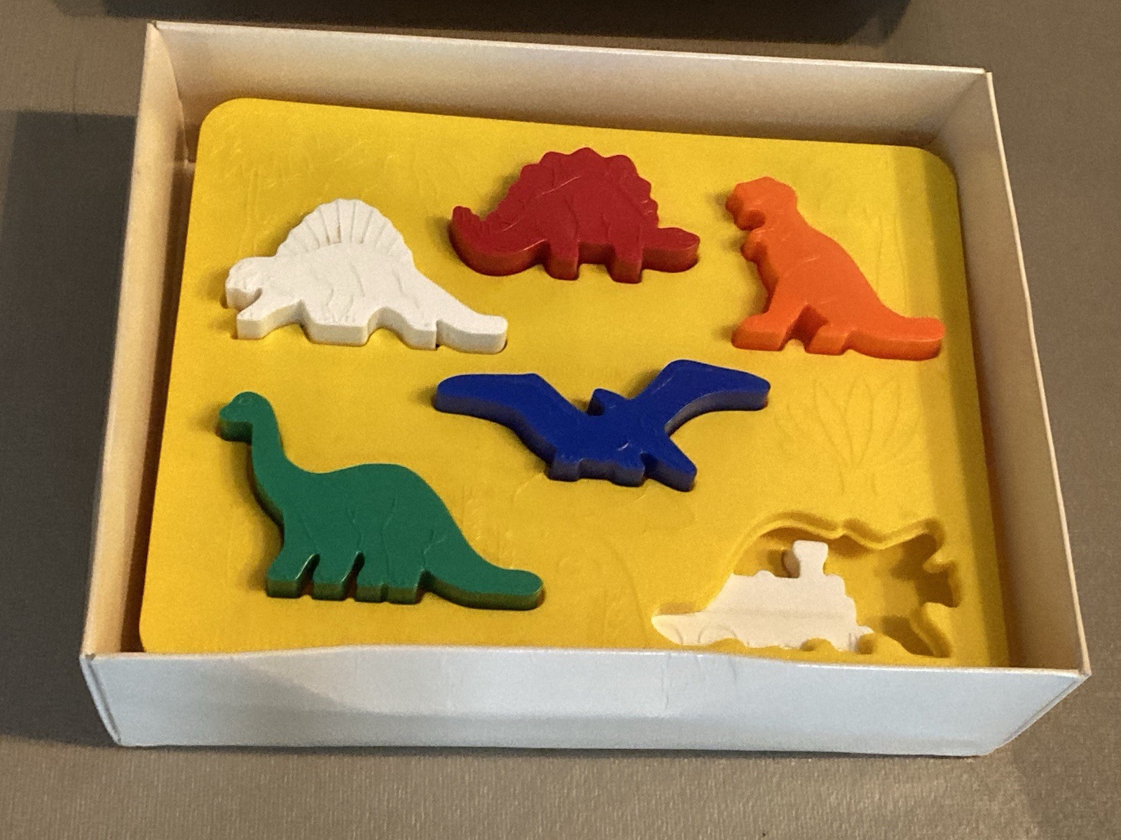 Discovery Toys Place and Trace Stencil Set – Missing One Piece!!