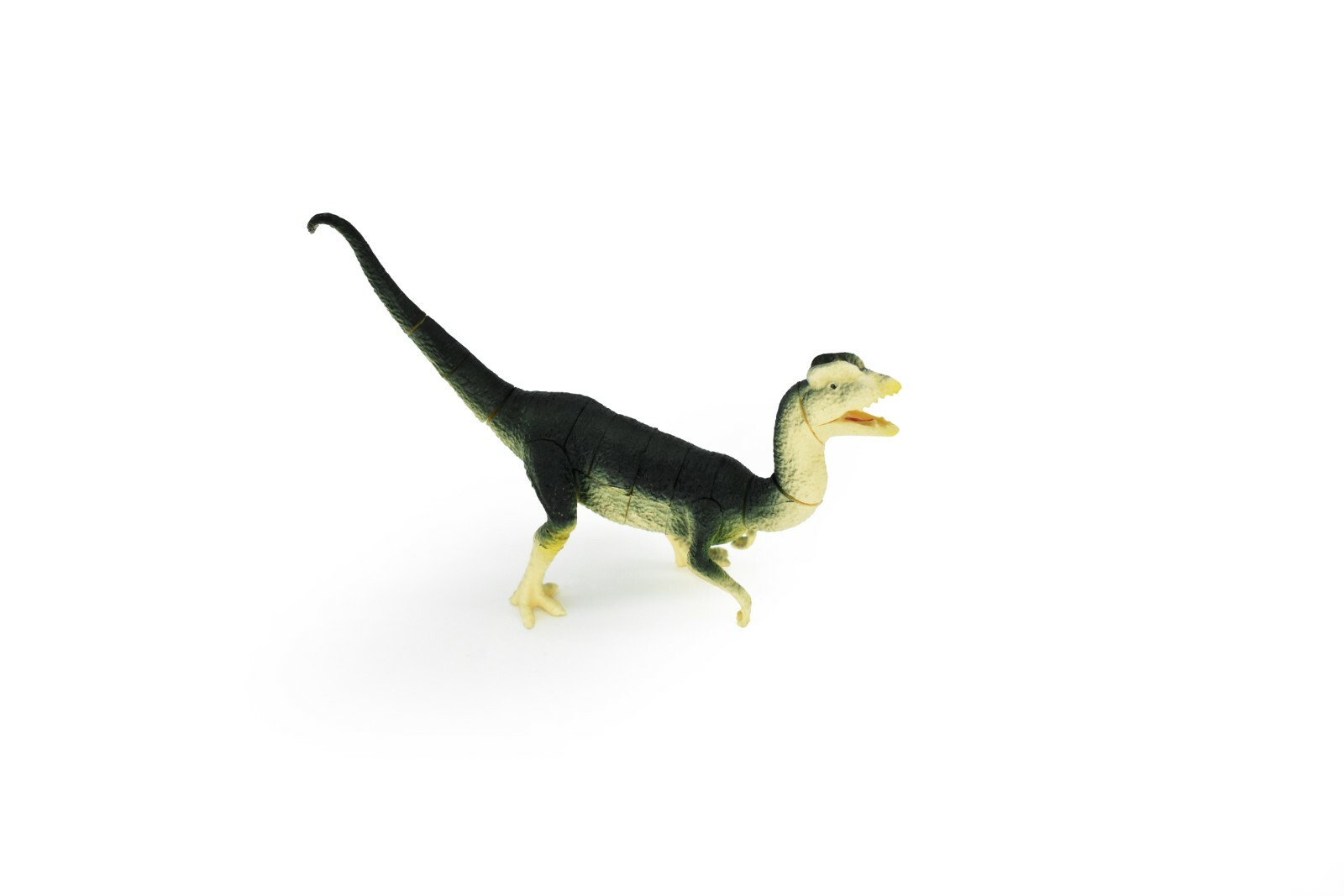 Dilophosaurus Dinosaur, 3D Puzzle Very Nice Plastic Replica 4 1/2″ long – F3036
