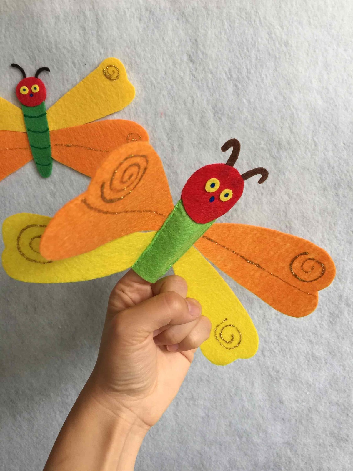 The Very Hungry Caterpillar Felt Story Set for Kids with Teaching Guide – Felt B
