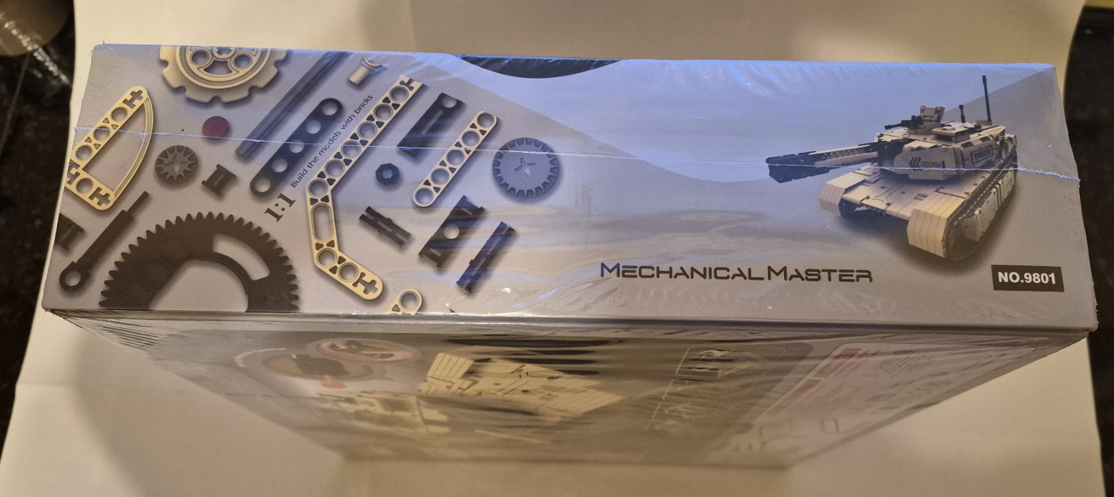Qihui 9801 STEM Mechanical Master Tech Bricks RC Tank Building Blocks Remote Con