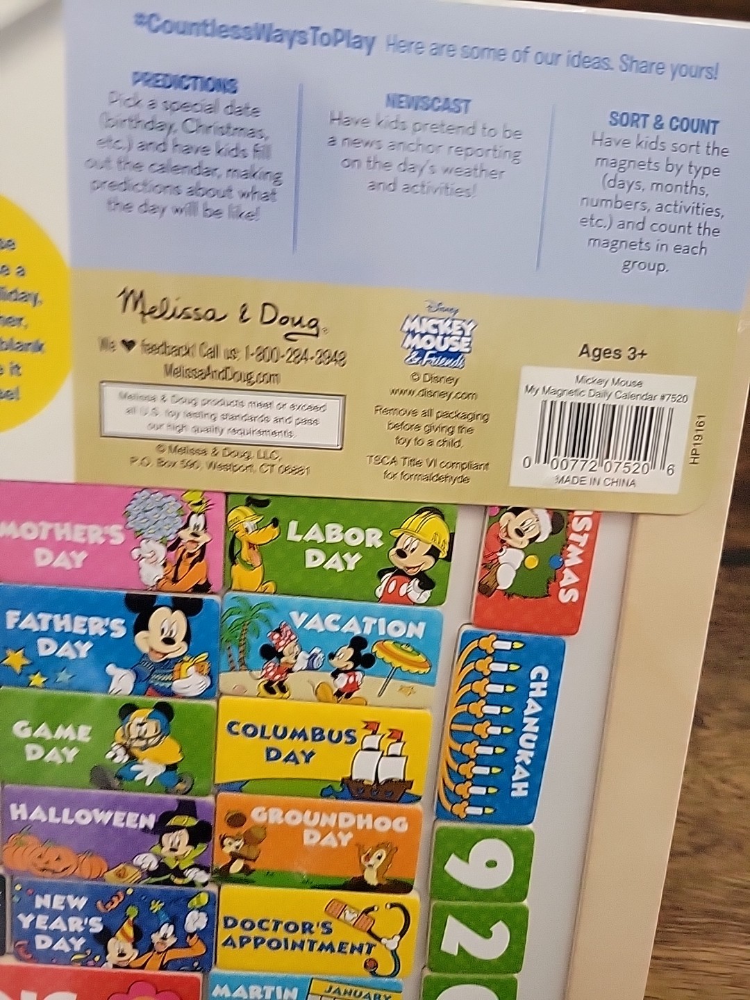 NEW Melissa & Doug DISNEY Wooden My Daily Calendar Mickey Magnetic Holidays