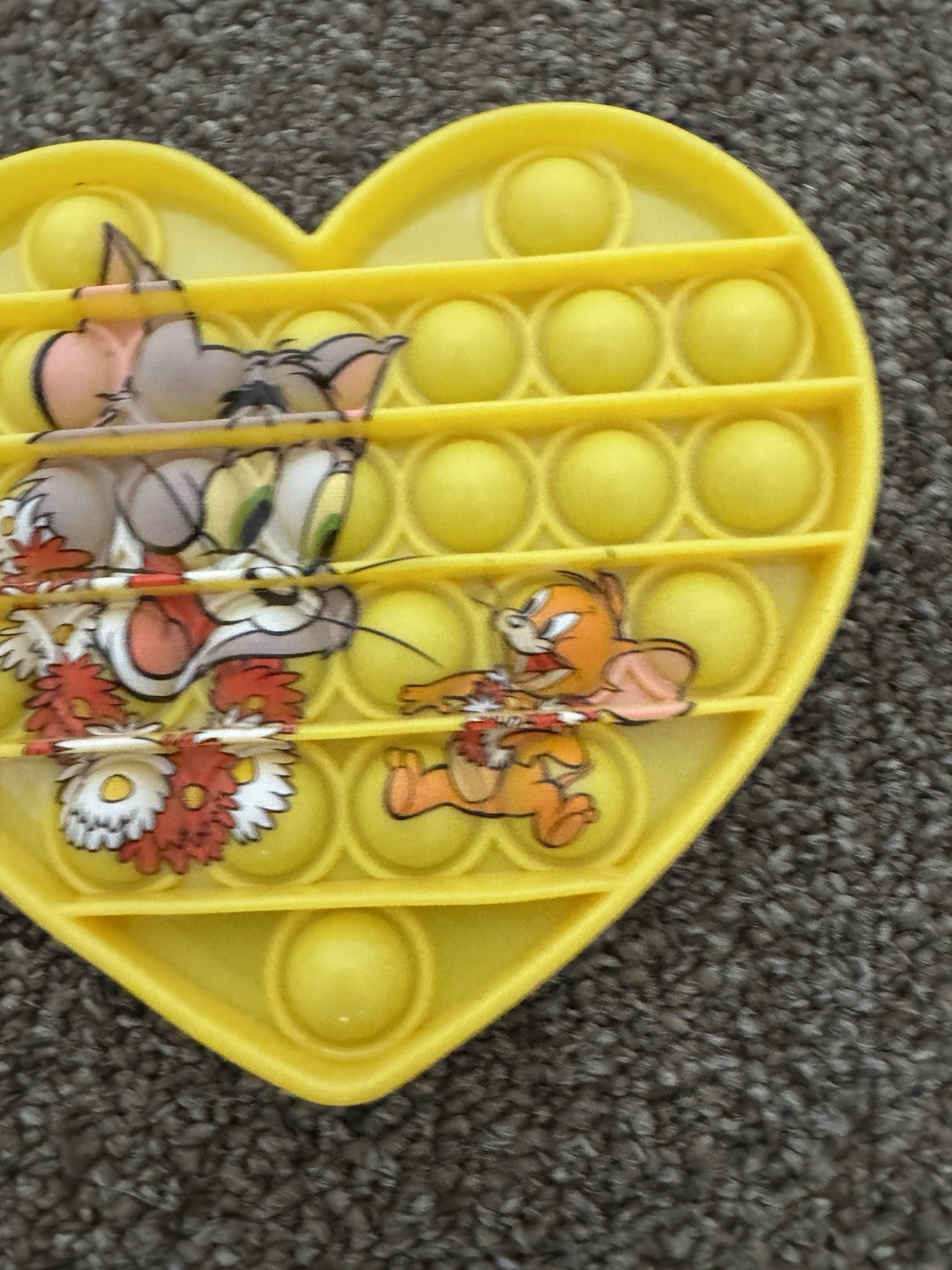 Tom & Jerry Yellow Heart Cat Mouse Push Pop Squisher SKU:K
