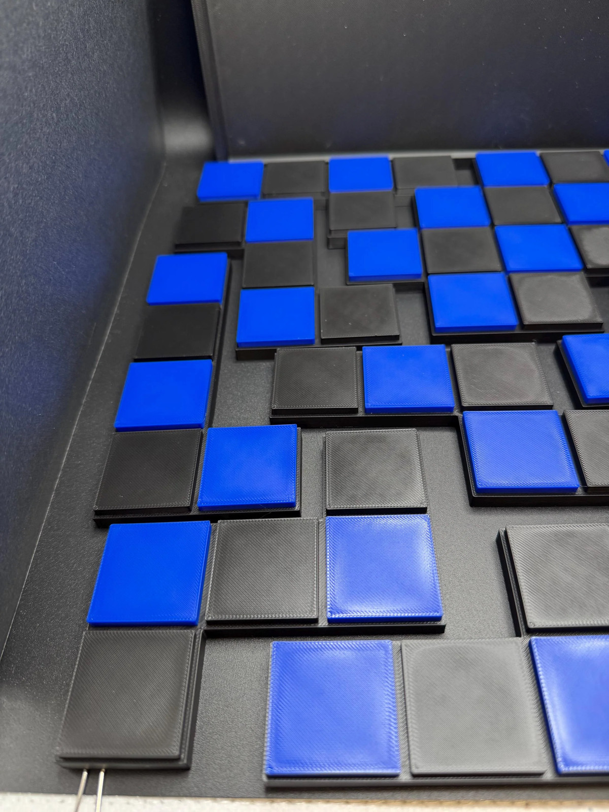 Checkerboard Puzzle – 12 Pieces