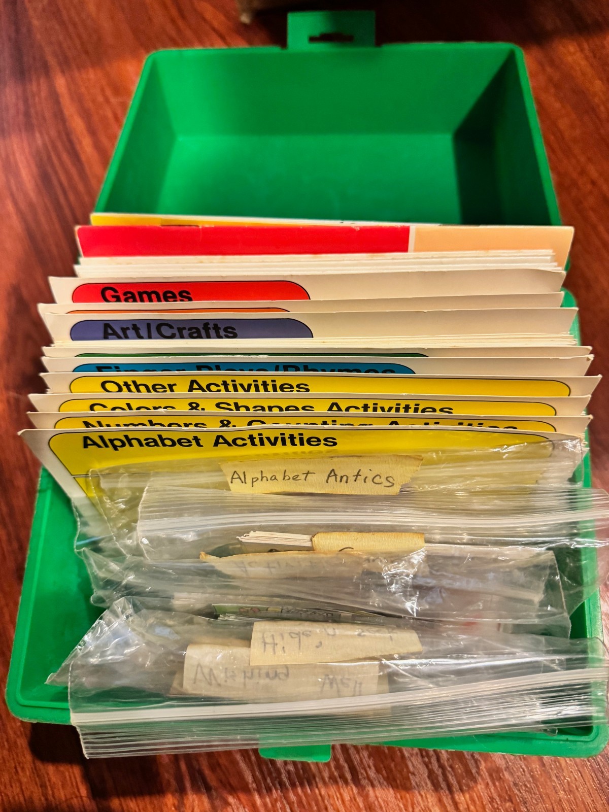 Vintage Sweet Pickles Preschool Learning Program Case Activity Bus w Cards