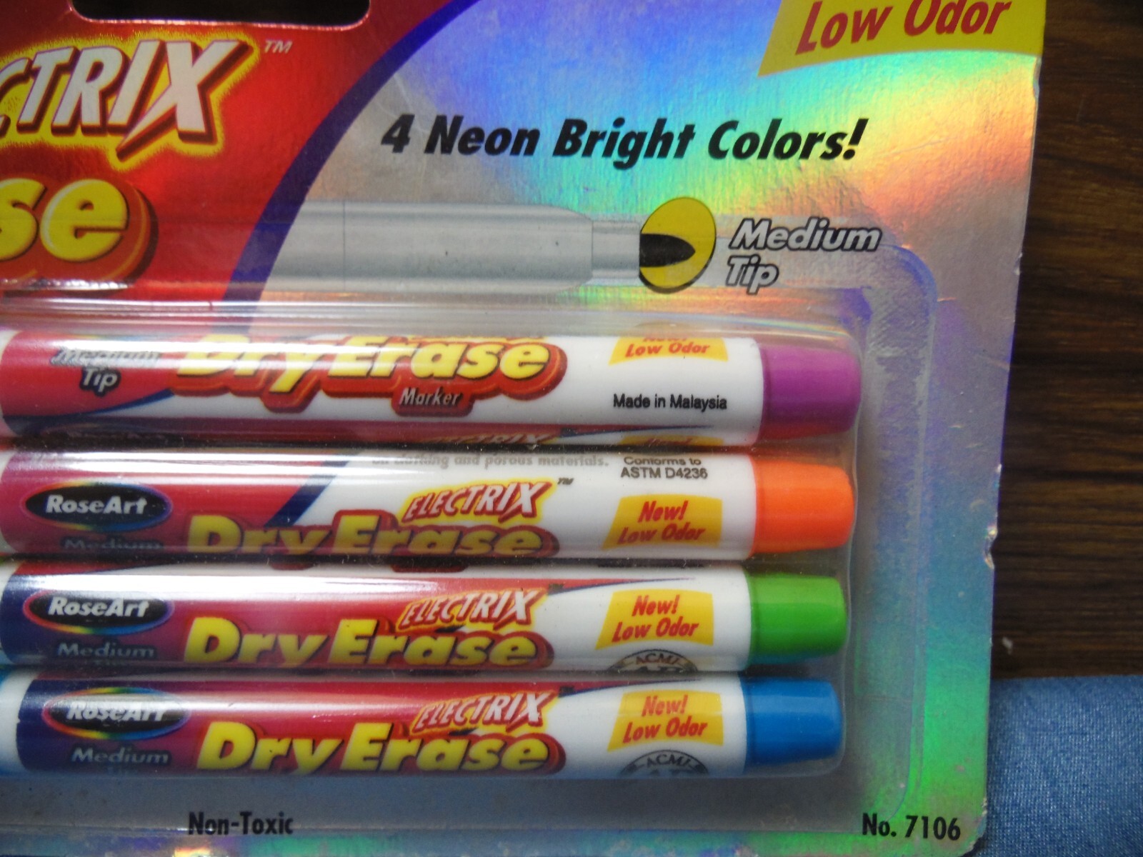 ELECTRIX 4 DRY ERASE MARKERS Bright Neon Colors Medium Tip RARE Movie Prop
