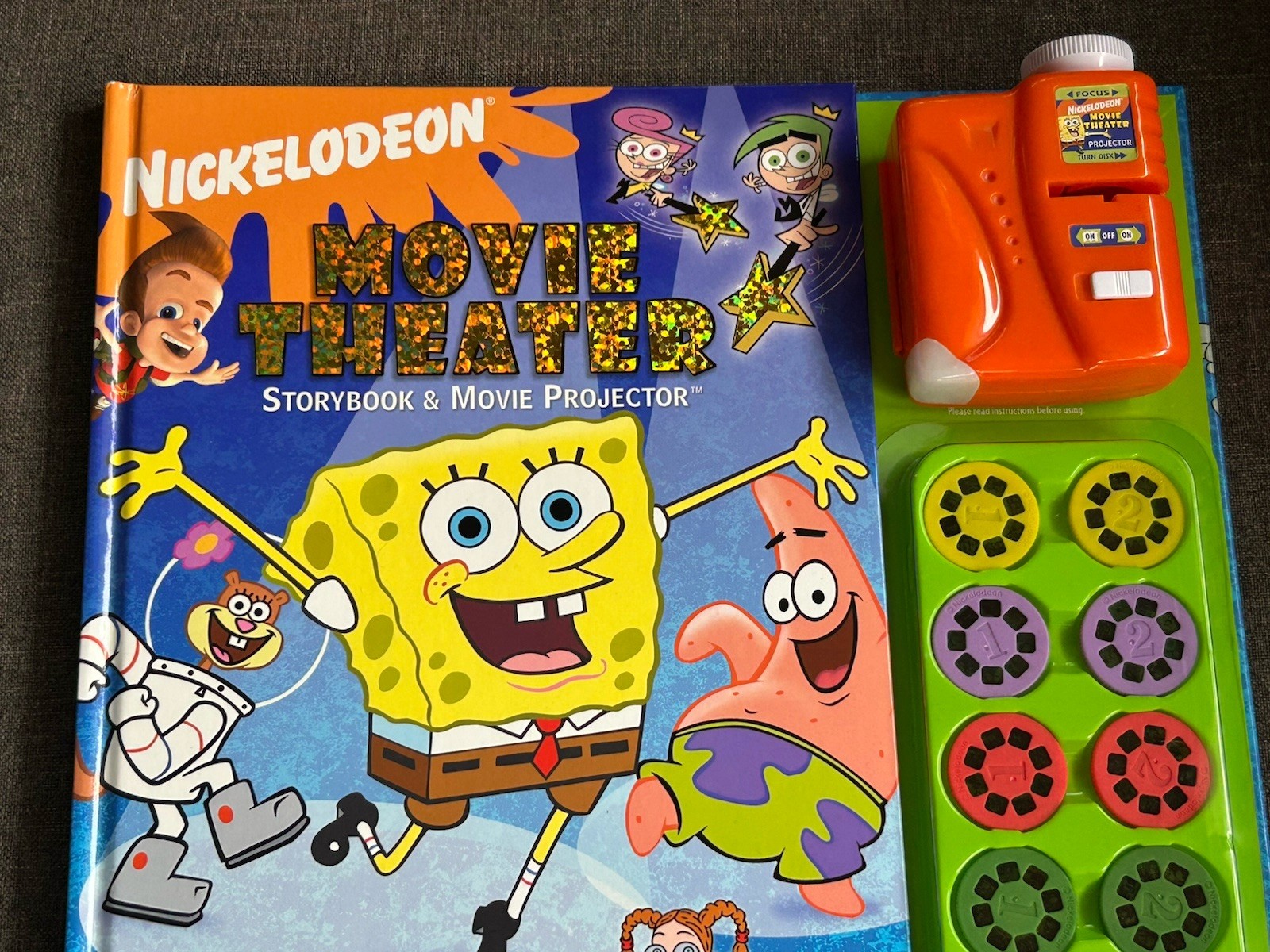 Nickelodeon MOVIE THEATER SpongeBob StoryBook & Movie Projector • NEW