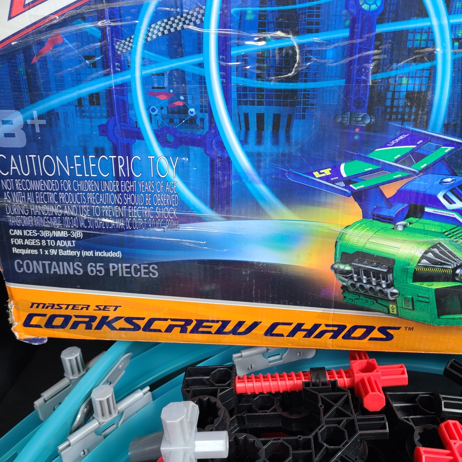 Lionel 7-20004 Mega Tracks Corkscrew Chaos Starter Set – Red Car Pre-Owned Open