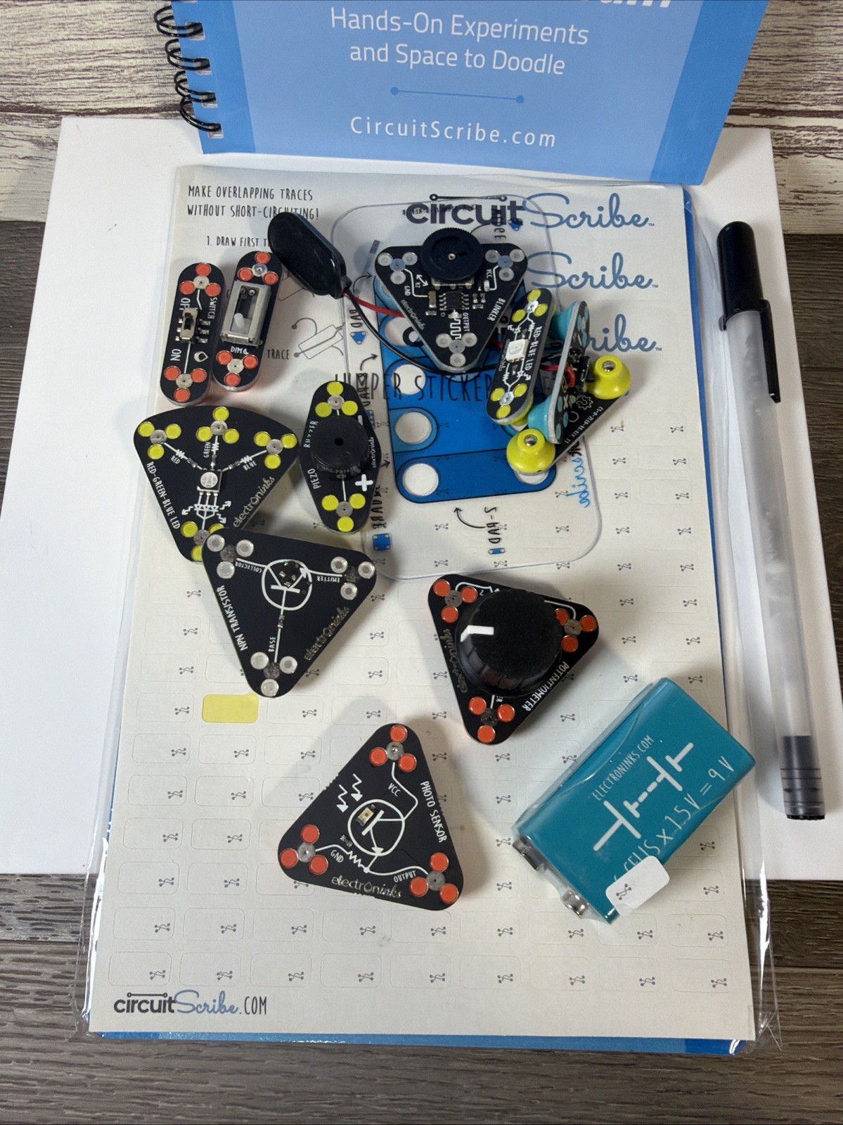Circuit Scribe Circuit Drawing Kit | 17-Piece Super Kit.