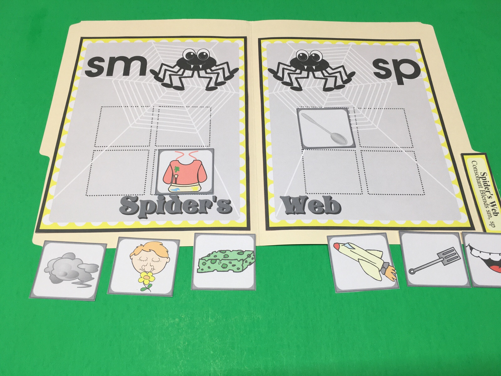 Spiders Web – Phonics Sm / Sp – DIY File Folder game – Printed / Uncut