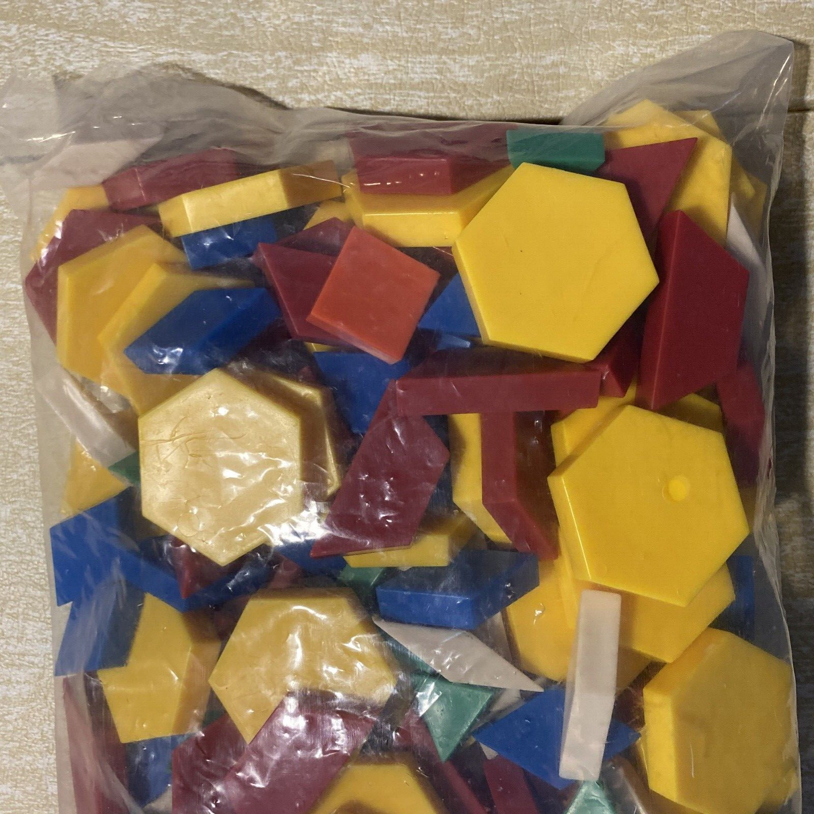 Early Learning Plastic Pattern Blocks Geometric 6 Different Shapes and Colors