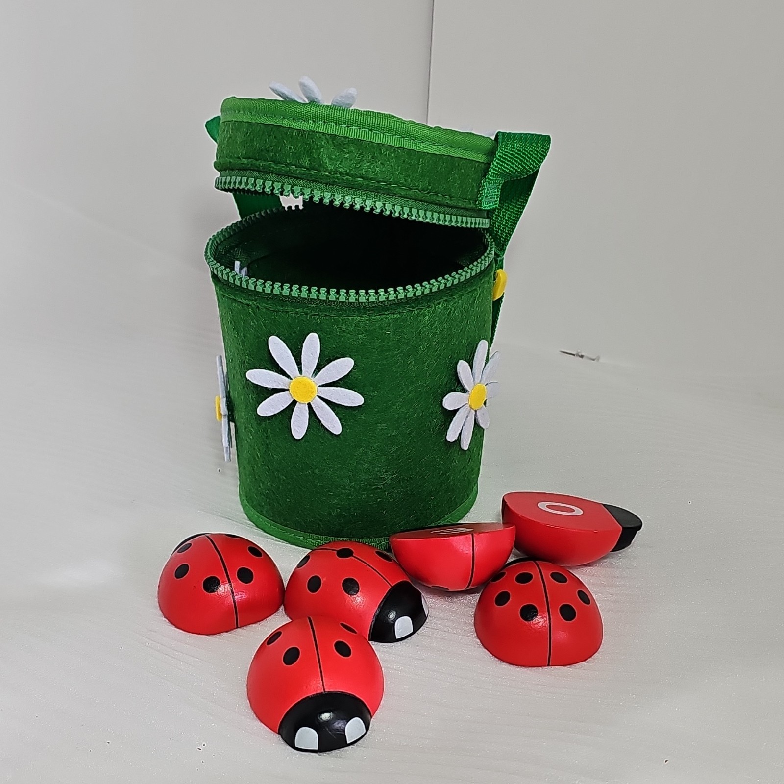 Ladybug Numbers Educational Toy Set with Green Daisy Flower Bag for Kids