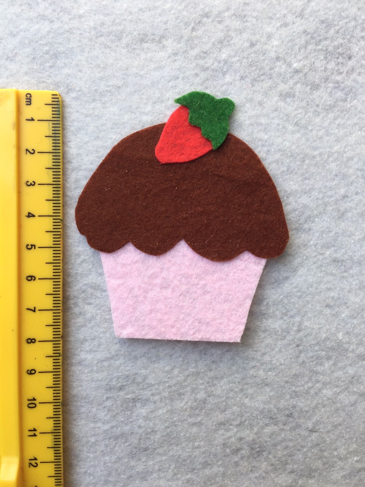 Pete the Cat and the Missing Cupcakes Felt Board Story/Flannel Board/Felt story