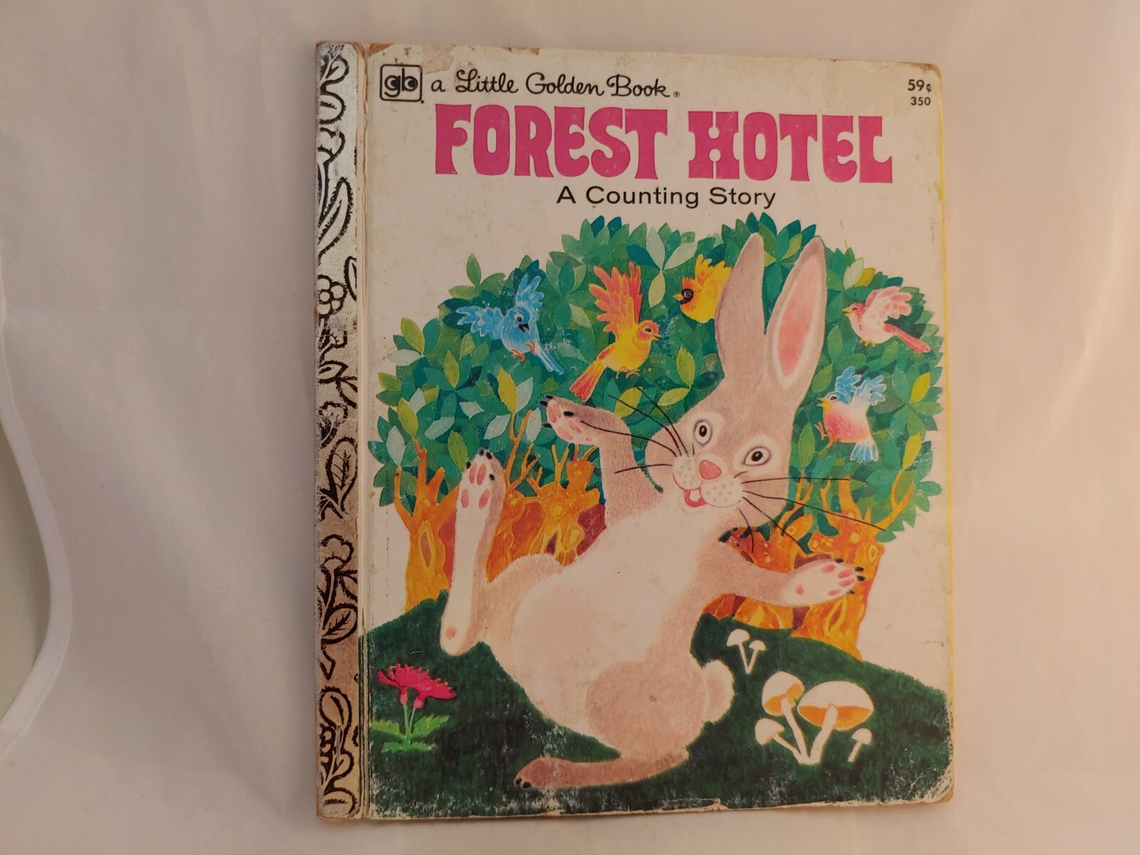 CHOOSE 1 LITTLE GOLDEN BOOK – Variety of books see description