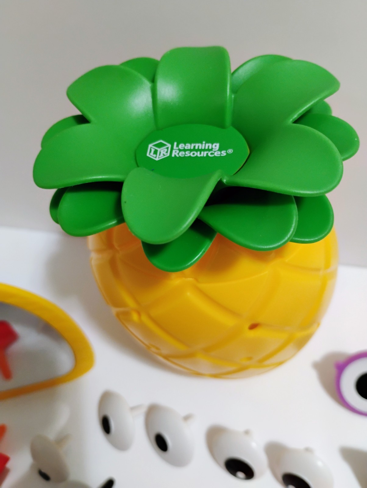 Learning Resources Big Feelings Pineapple Faces Toy