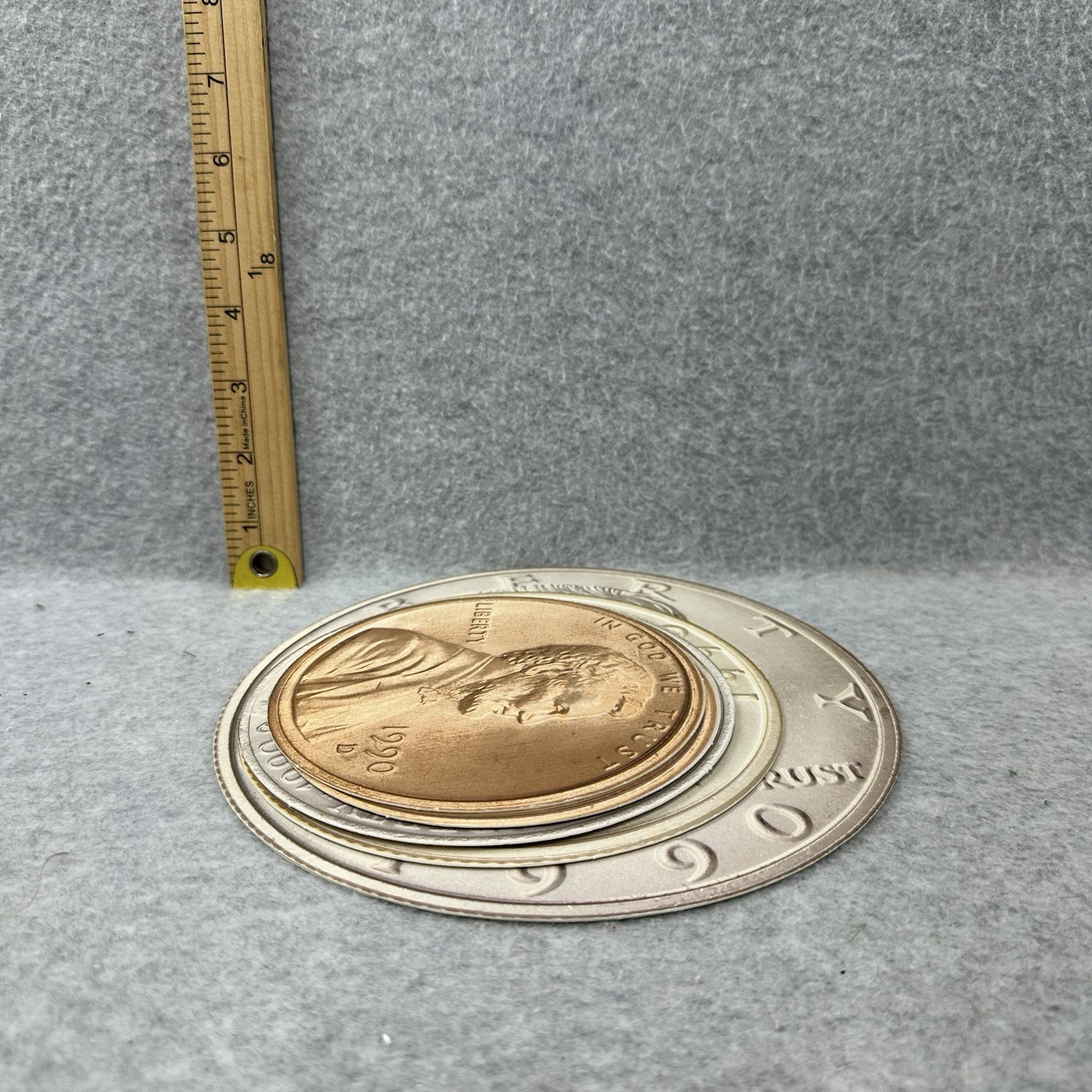 Vintage Oversized US Coin Replica Set Teacher Classroom Learning Money 1990 (11)