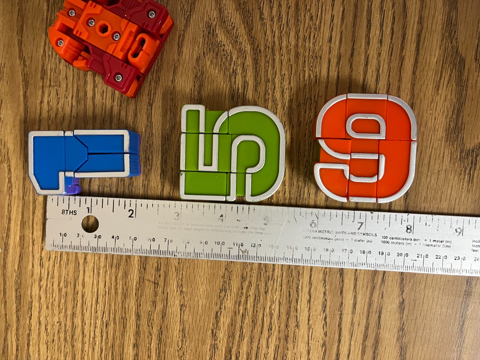 8-Alphabet Number Robots Combination Transforming Set Alphabots Stem Learning