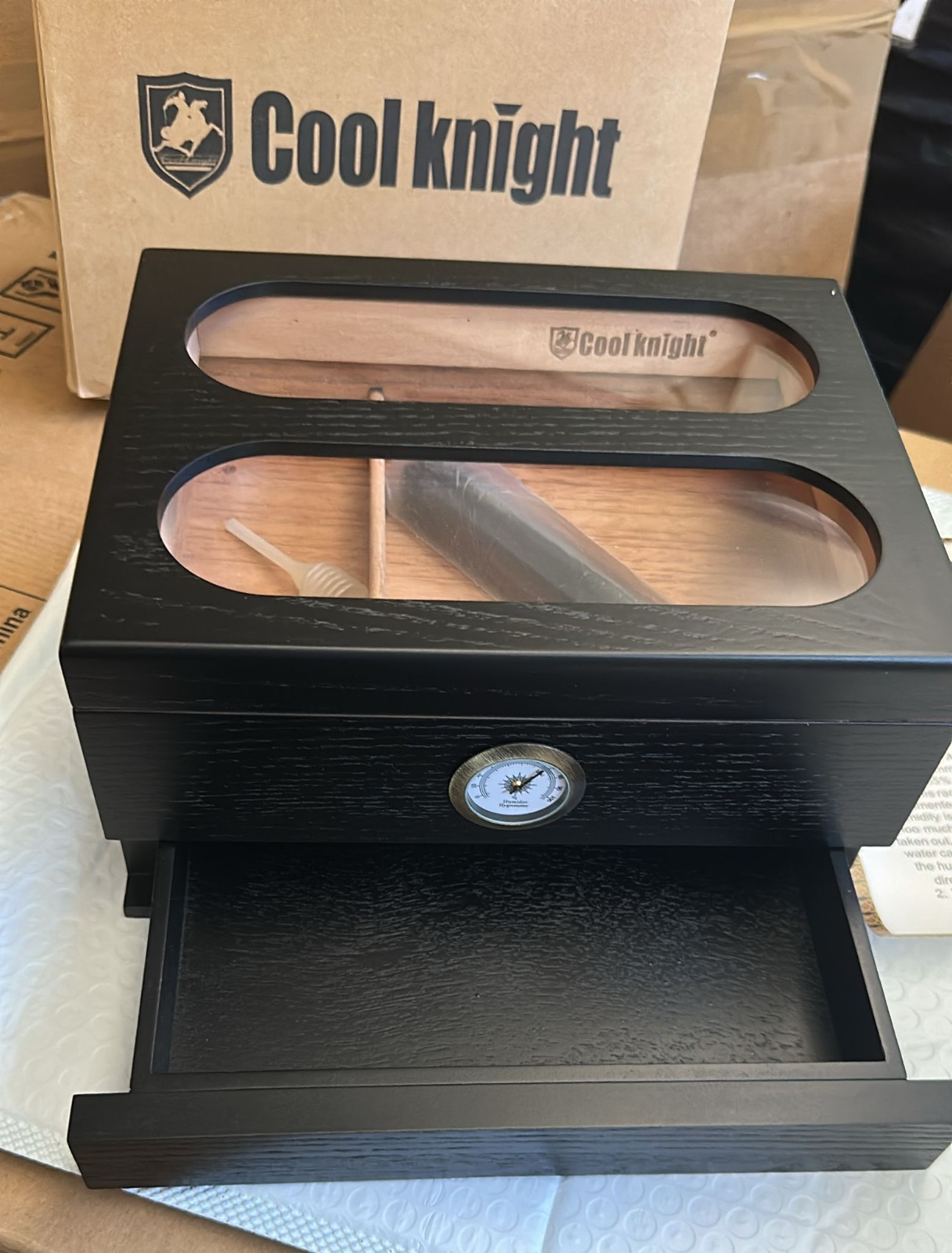 COOL KNIGHT Cigar Humidor Box w/ Hygrometer, Humidifier, Cedar, Glass Top (Black