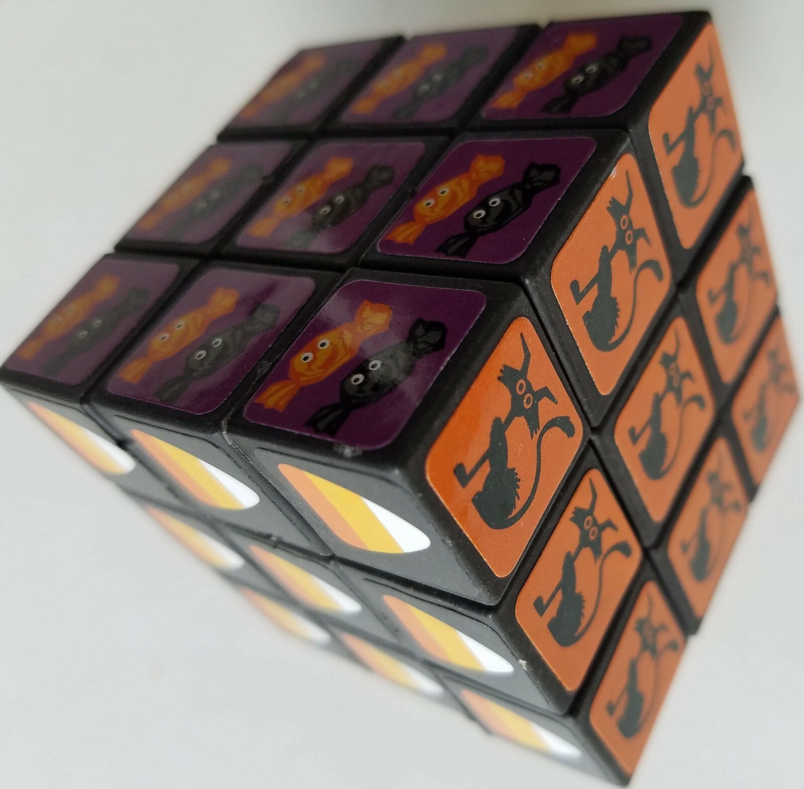 Magic Cube Twist Puzzles 3D Halloween 2.2” w Spooky Icons
