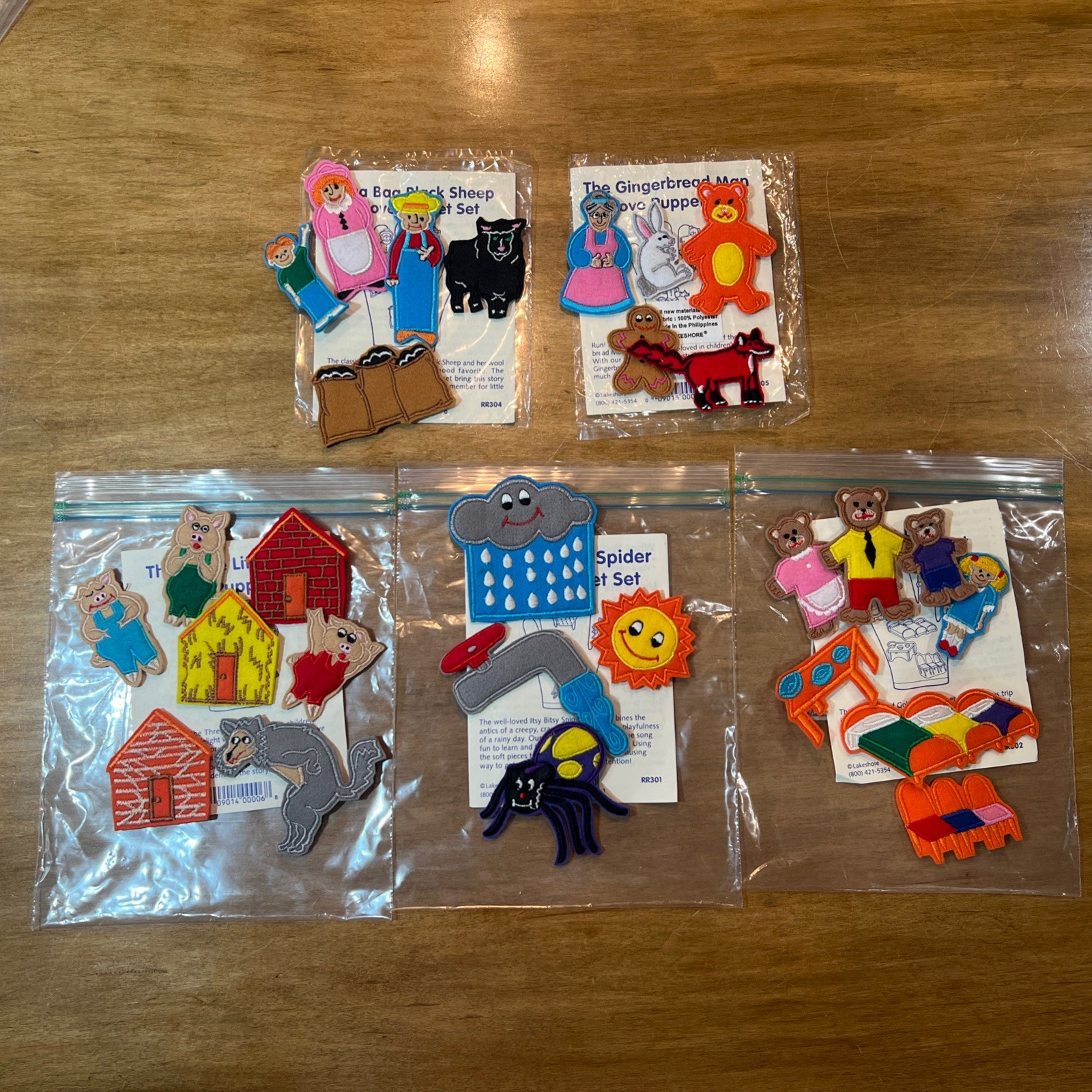 Lakeshore Preschool Storytelling Glove Puppets Lot Of 5 Story Sets