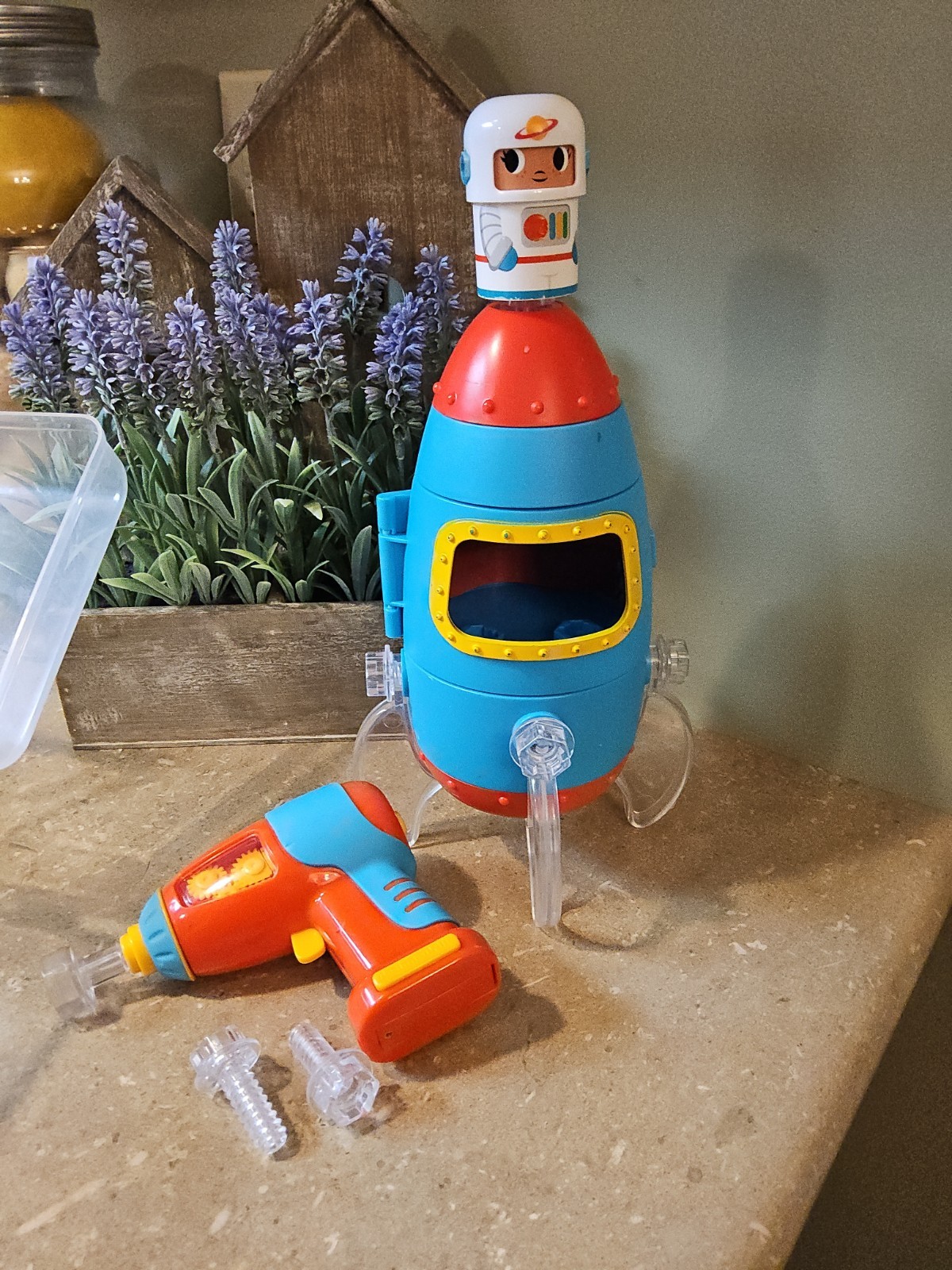 DESIGN & DRILL Bolt Buddies Rocket Creative Play Educational Insights Pre-owned
