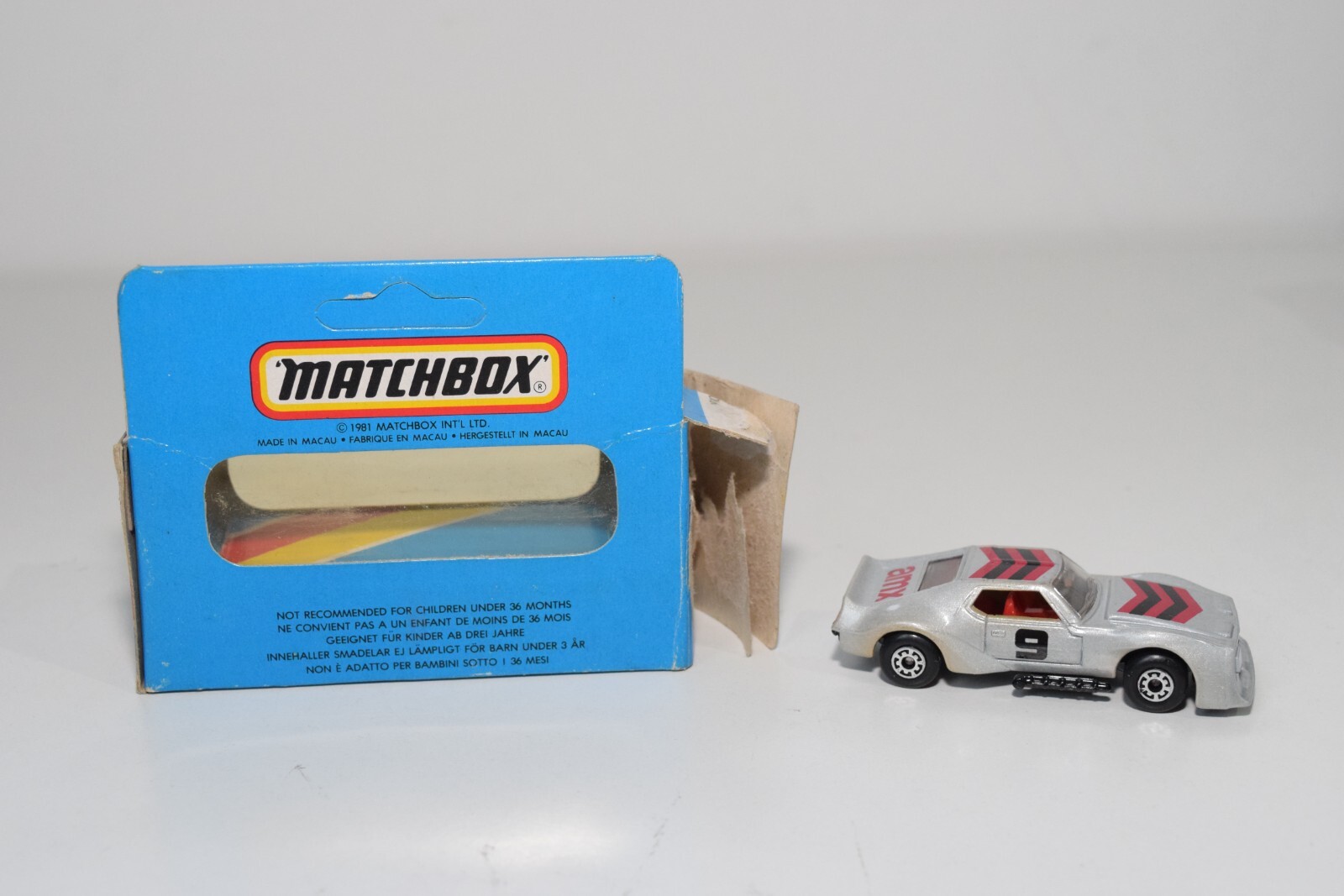 A94 1:64 3 INCH MATCHBOX LESNEY MB-9 MB9 MB 9 AMX JAVELIN METALLIC GREY MIB