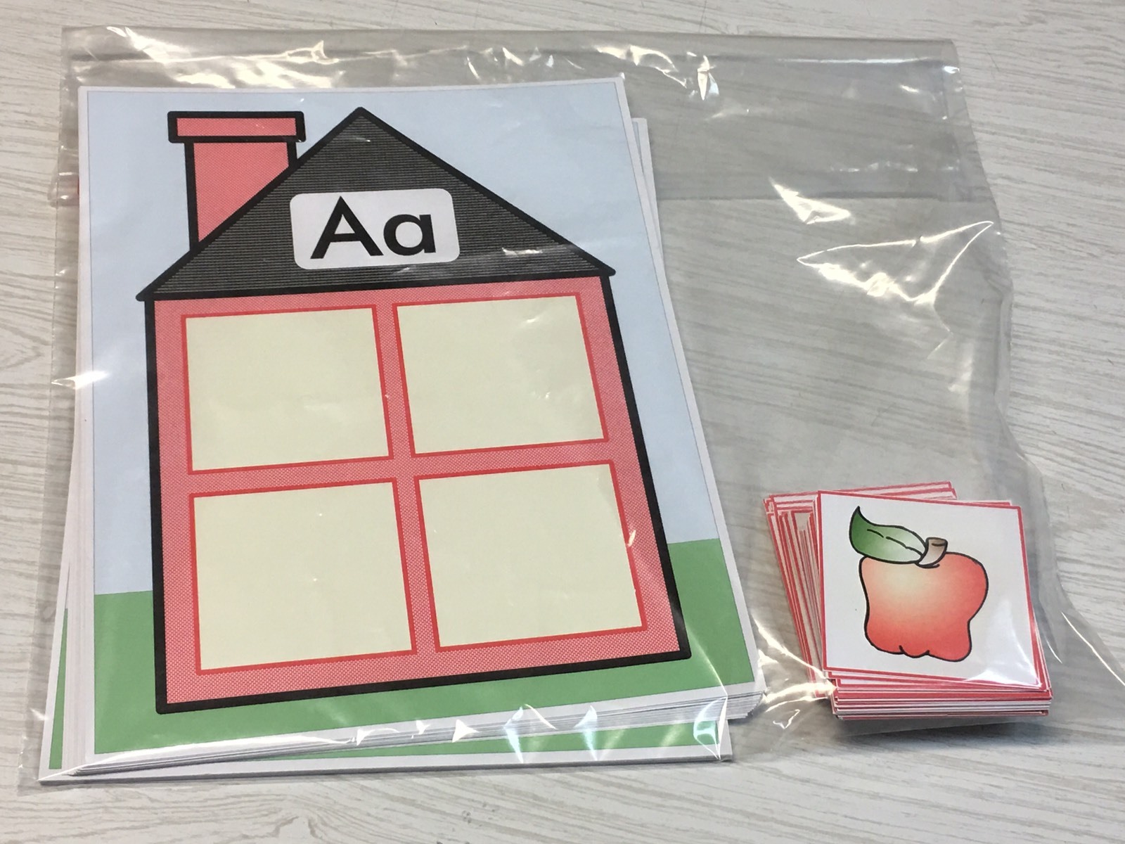 Alphabet House Game – Beginning Sounds – Learning Center Complete Set
