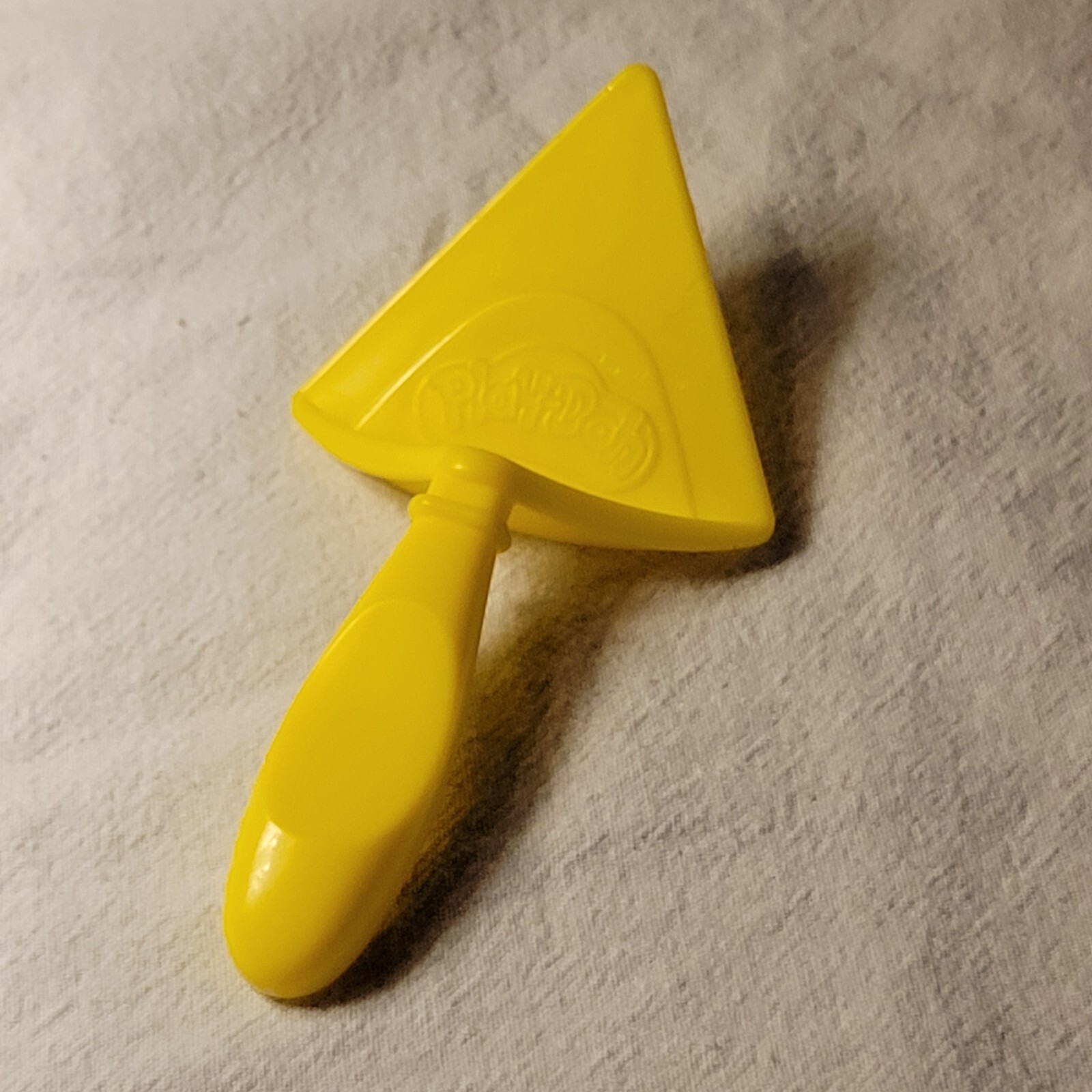 4.5″ Long Yellow Play-Doh Replacement Trowel Shovel Tool