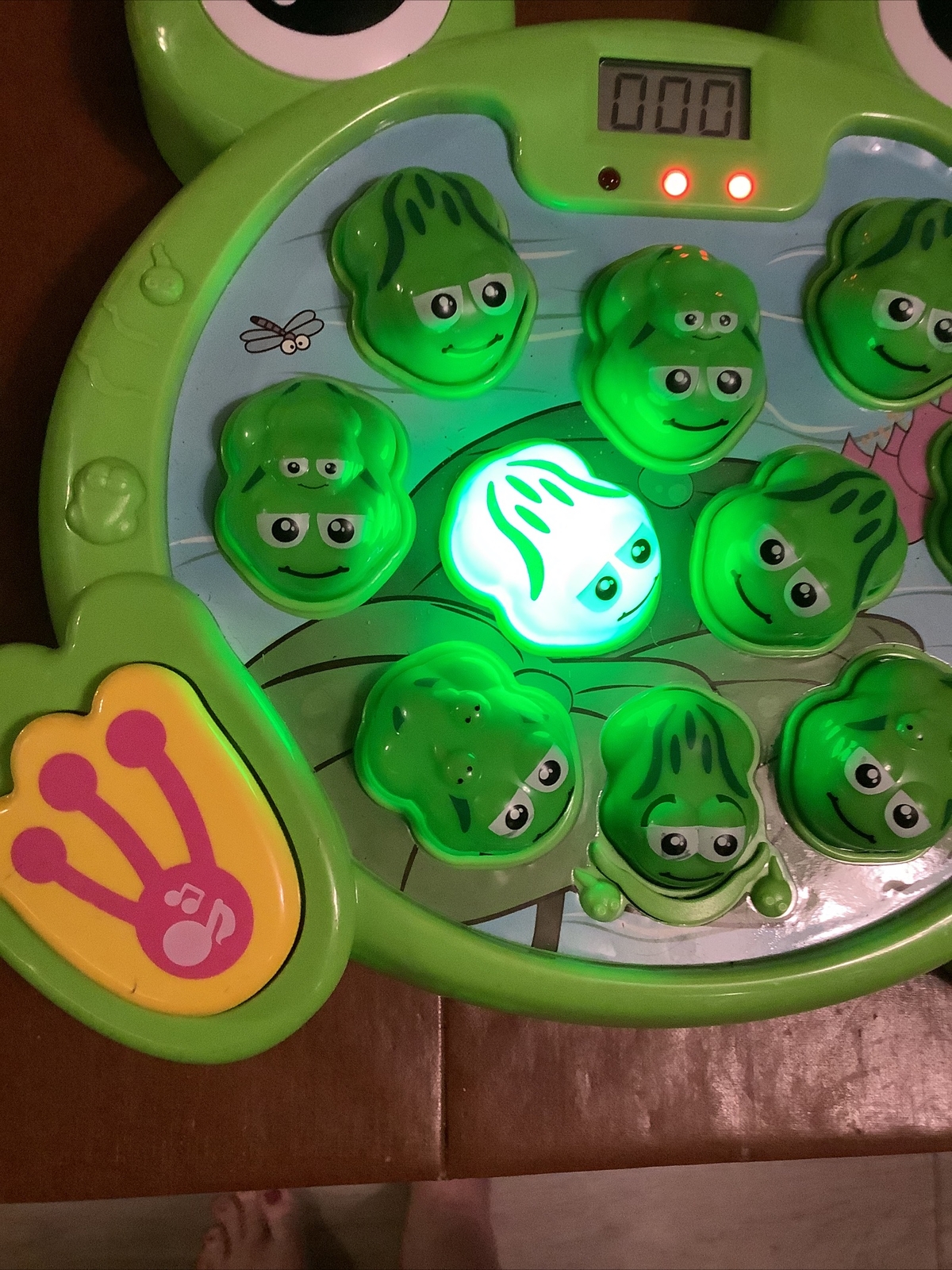 Think Gizmos Interactive Whack A Frog VGUC