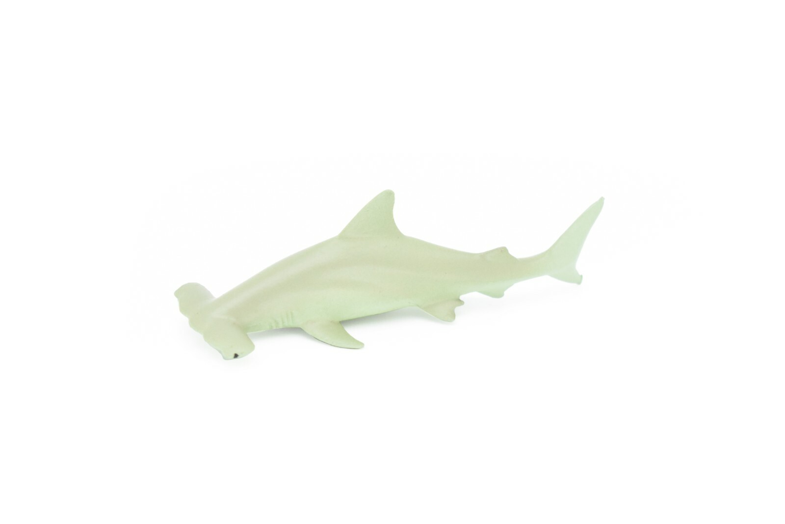Hammerhead Shark, Curved, Very Nice Plastic Replica 3″ – F1011 B118