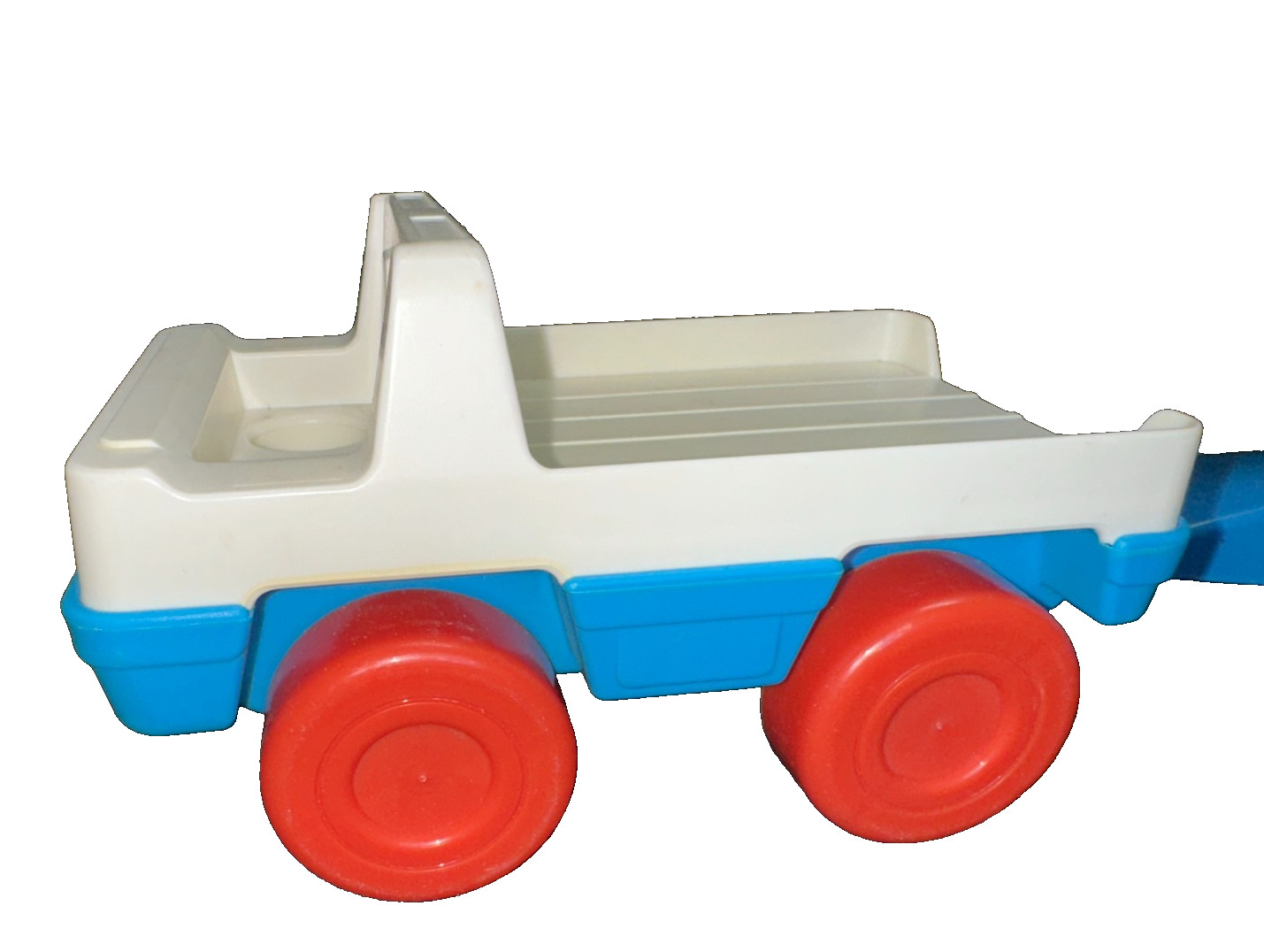 RARE VINTAGE CHICCO CONSTRUCTION CO.- A PRE-SCHOOL TOY-PREOWNED(READ DESC)