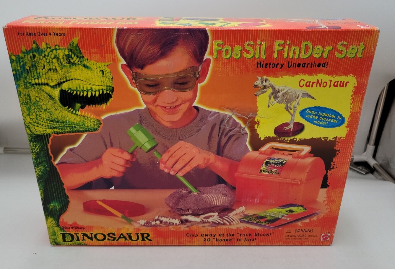 RARE 2000 Mattel Walt Disney Dinosaur Fossil FinDer Set Carnotaur NEW SHELF WEAR