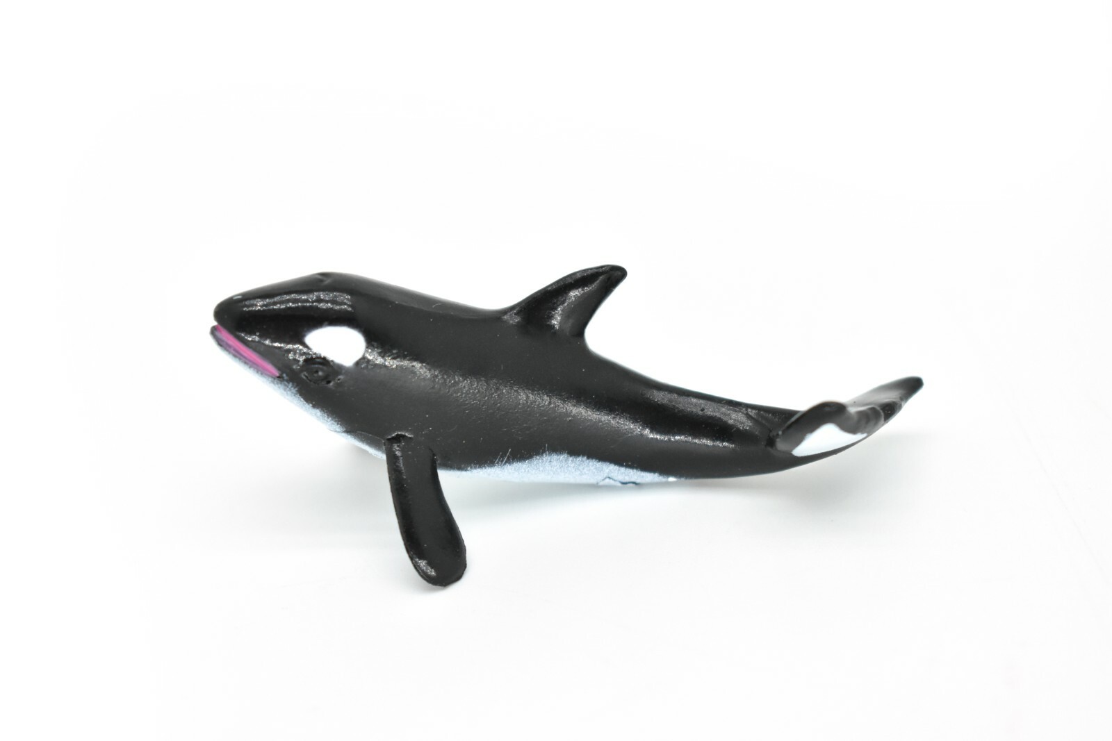 Orca, Killer Whale, Baby, Calf, Very Nice Plastic Replica 2 1/2″ ~ F7033-B5