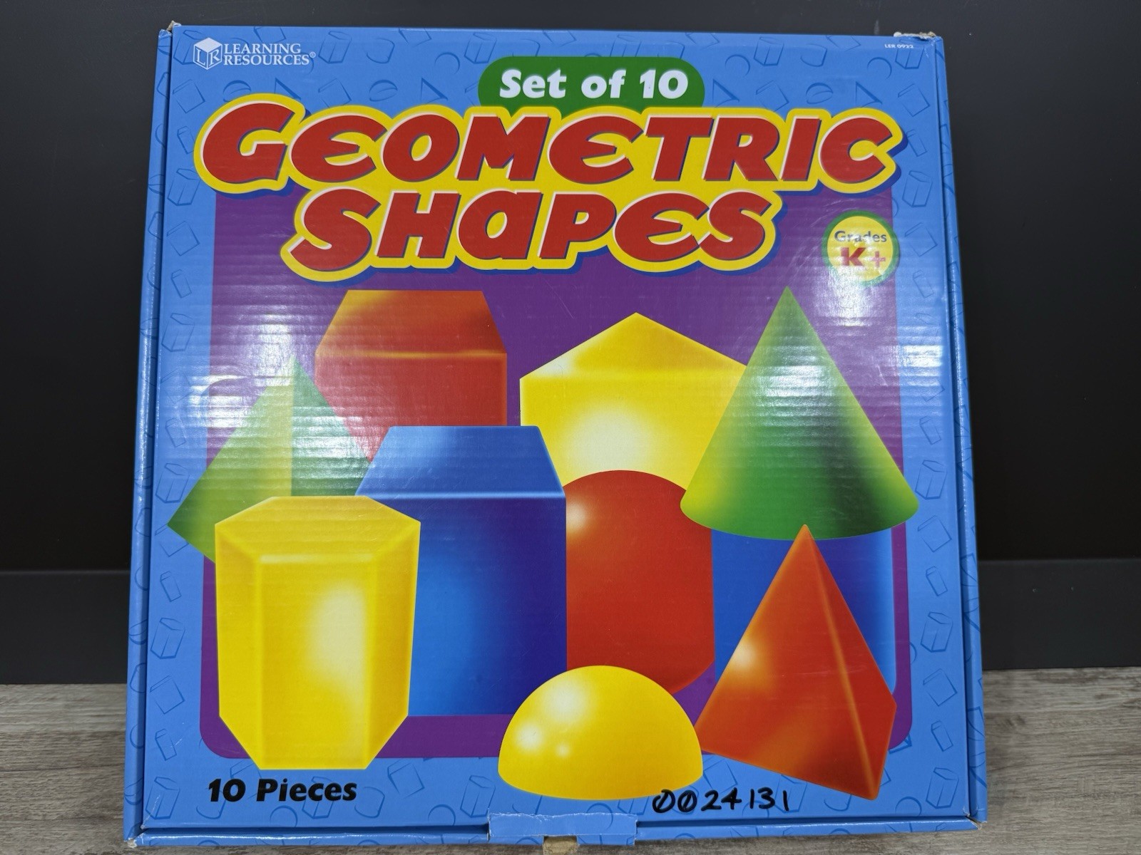 Learning Resources Geometric Shapes – Set of 10 Geometric Shapes