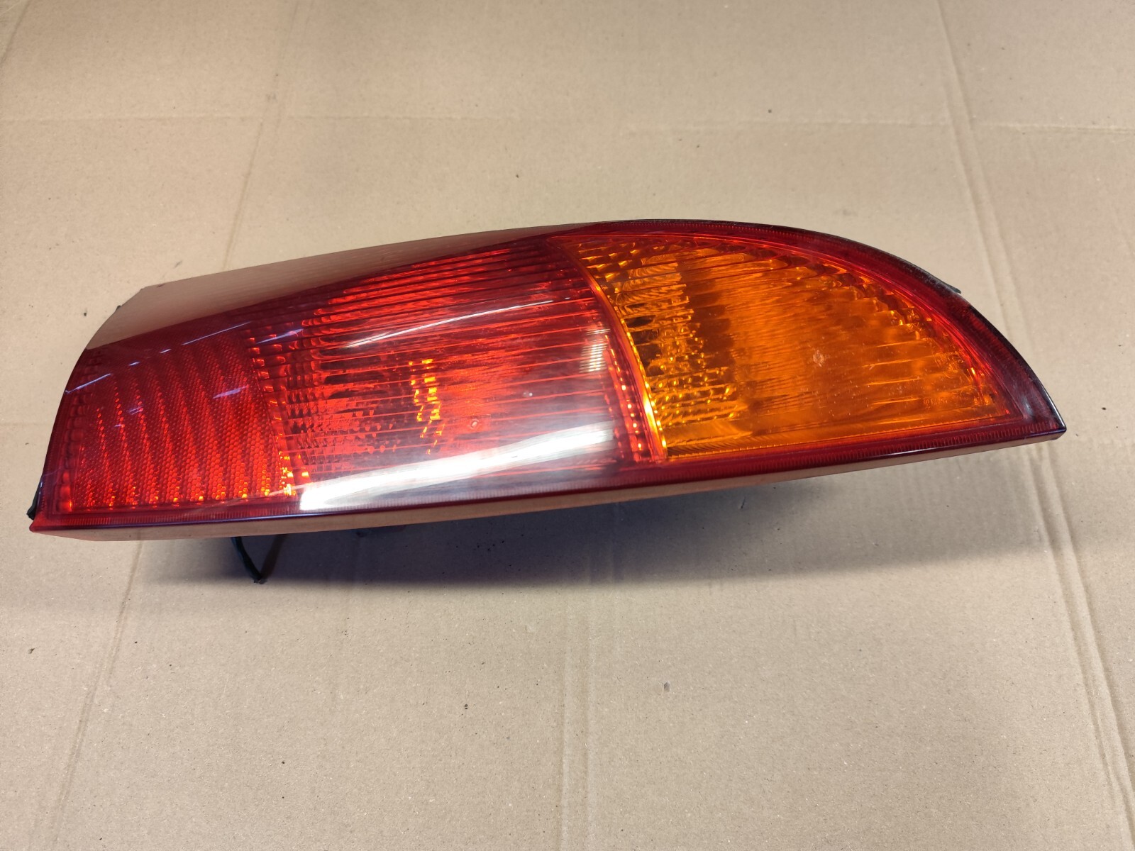 FORD FOCUS MK1 2.0i 16S 131CV XS41-13404-A RIGHT REAR HEADLIGHT