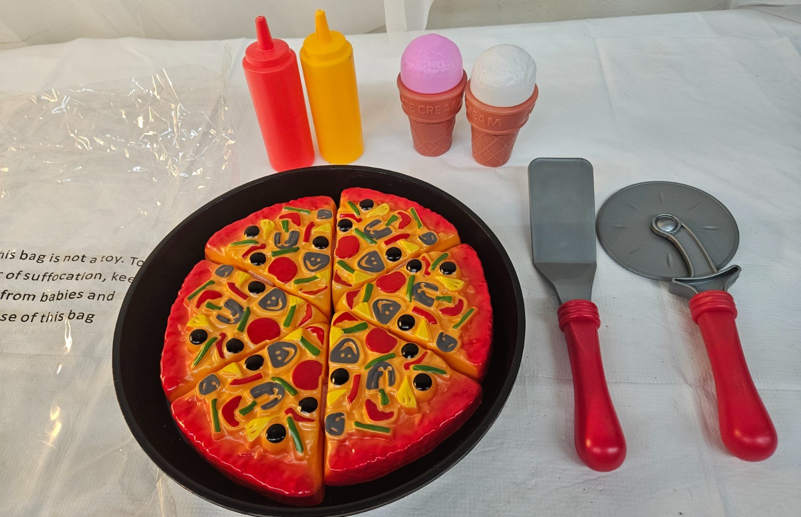 LTD Commodities 210-6290 PIZZA Pretend Play Toys w Utensils, Ice Cream, Ket/Must