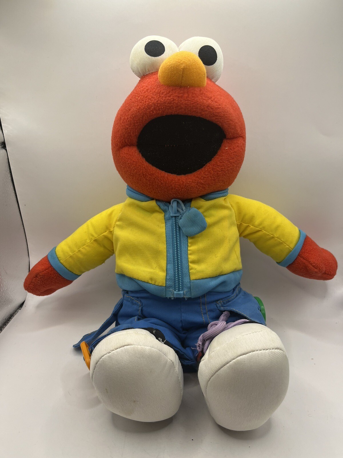 2005 Fisher Price Elmo Learn To Dress Plush Teach Tie Shoes Zipper Button Talks