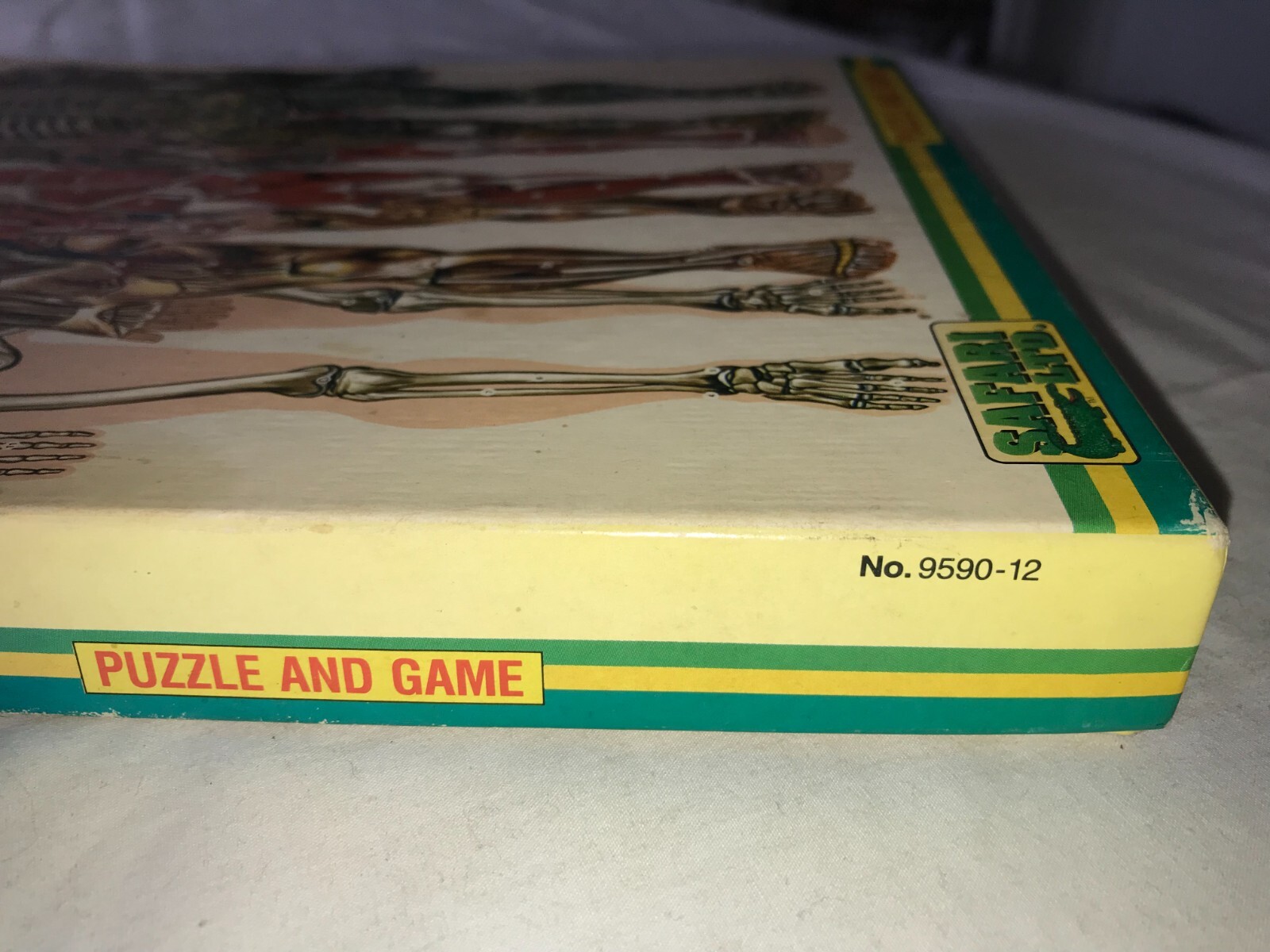 Vintage SAFARI LTD 9590-12 HUMAN BODY BINGO Puzzle & Game ANATOMY Complete w BOX