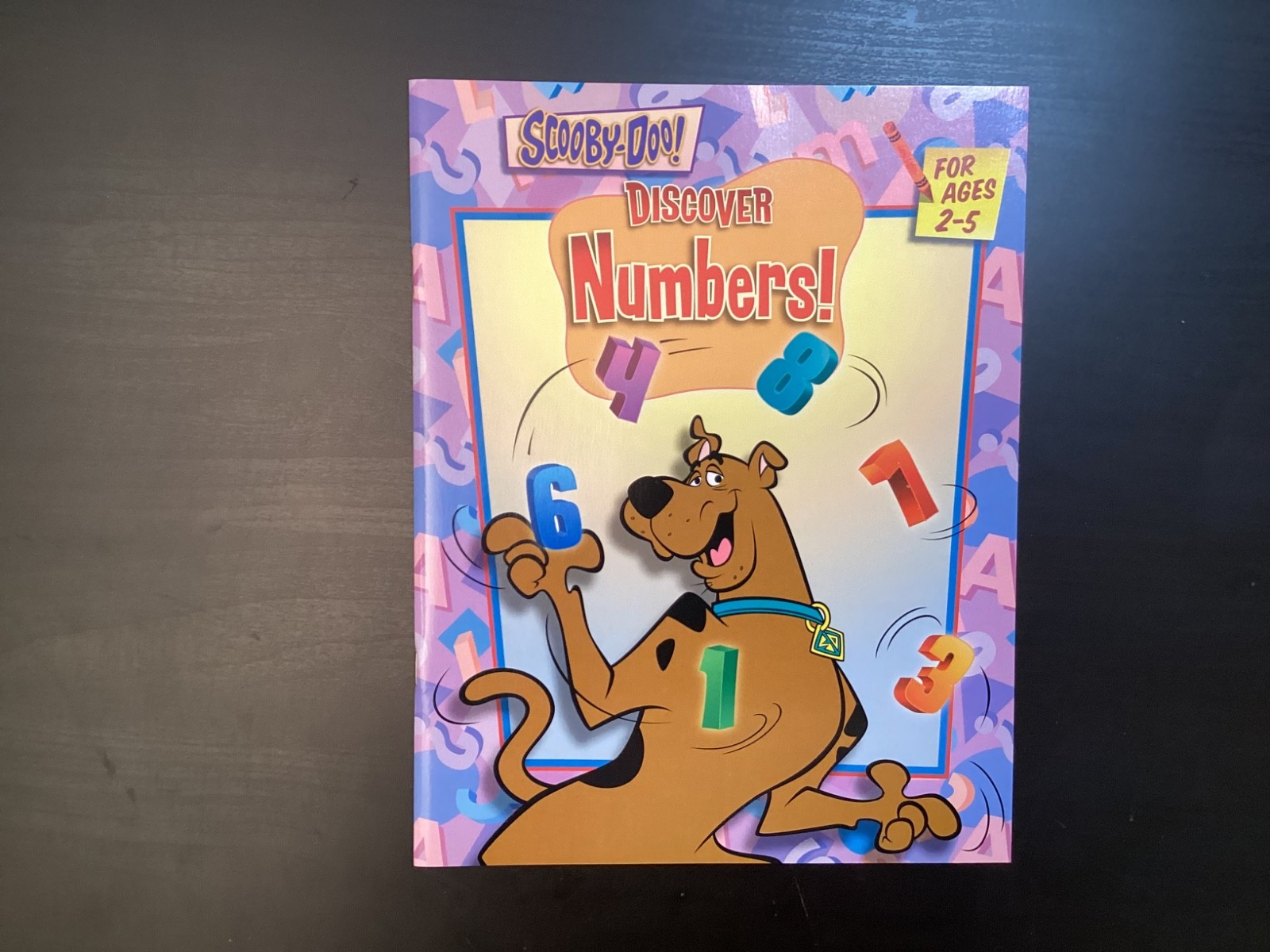 Scooby-Doo Discover Kit: 4 Books, Crayons, Games, Matching, Shapes Colors Words
