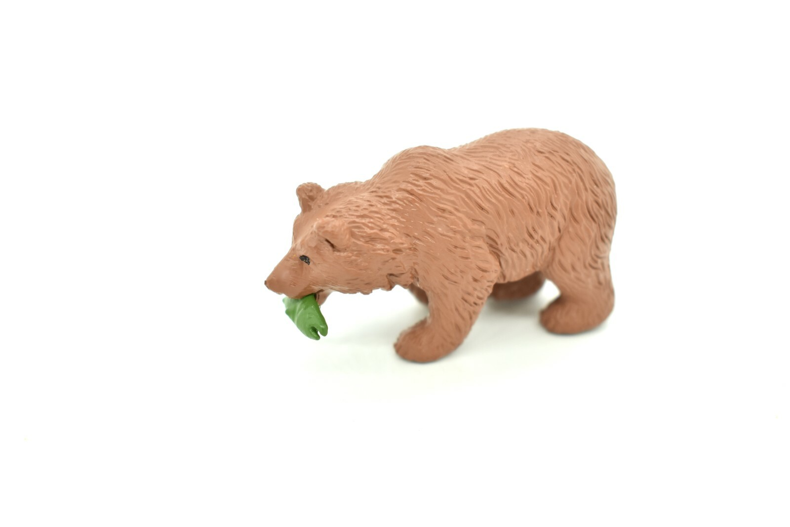 Grizzly Bear, Brown Bear with Fish Realistic Small Toy Model Plastic 2″ F3528