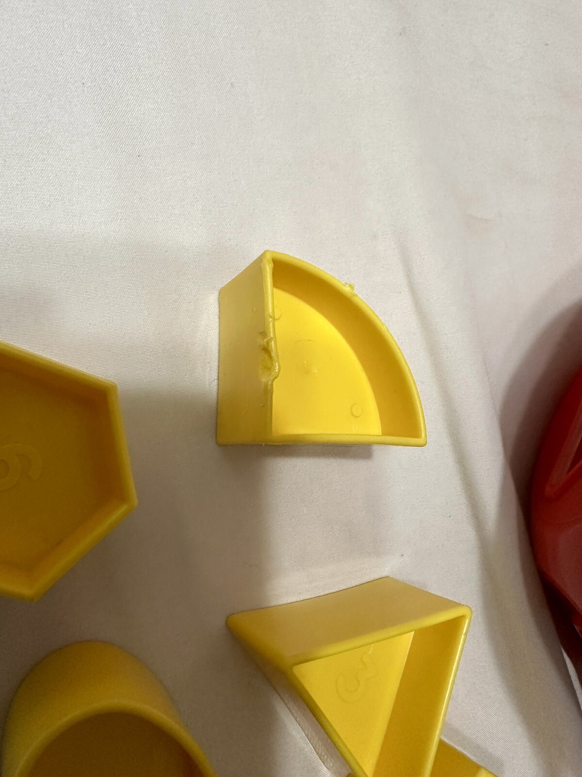 Vintage Tupperware Shape-O-Ball Red Blue. 6 Shapes *incomplete*