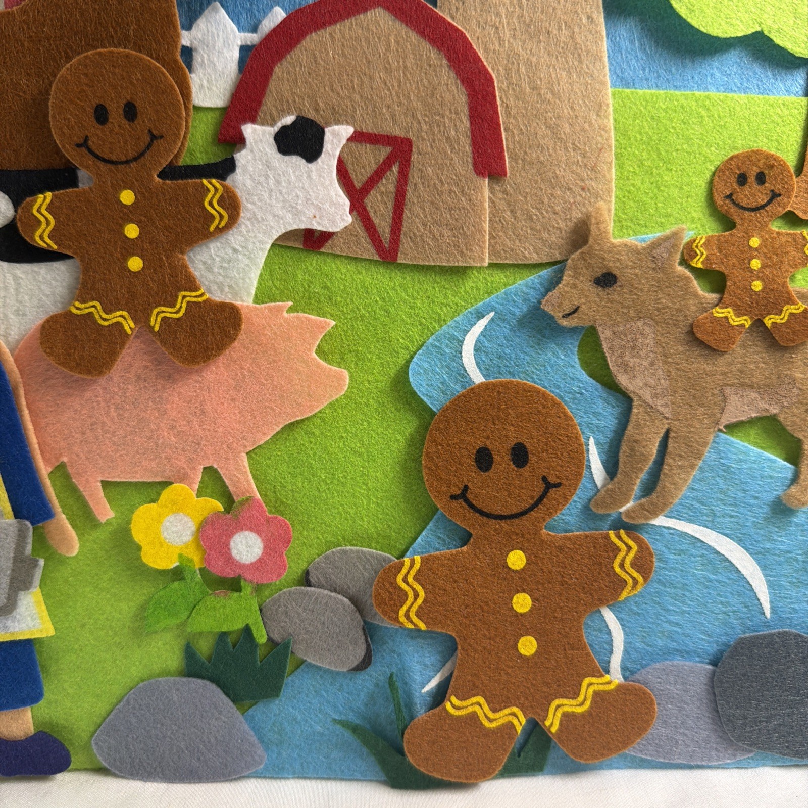 Felt Creations Hurricane Toys GINGERBREAD MAN Storyboard 46 Pieces